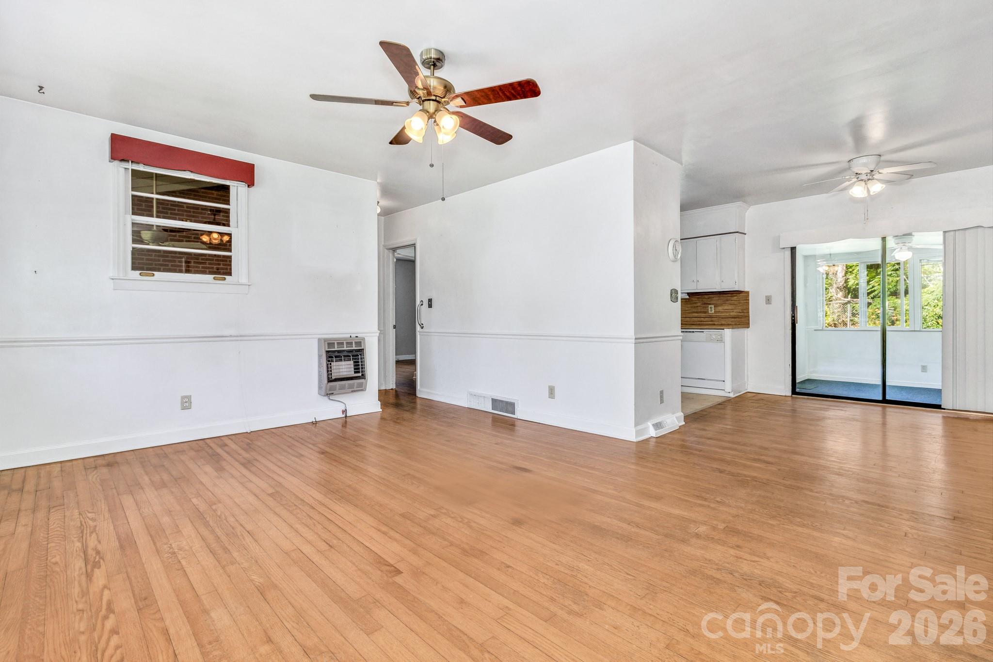 907 W Blue Ridge Road Property Photo 15