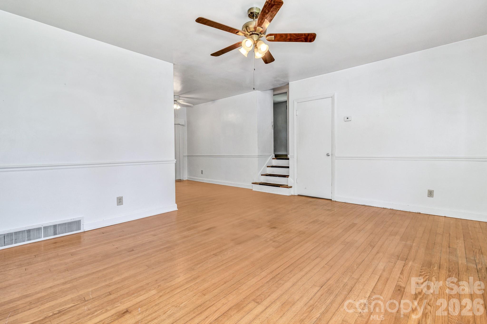907 W Blue Ridge Road Property Photo 16