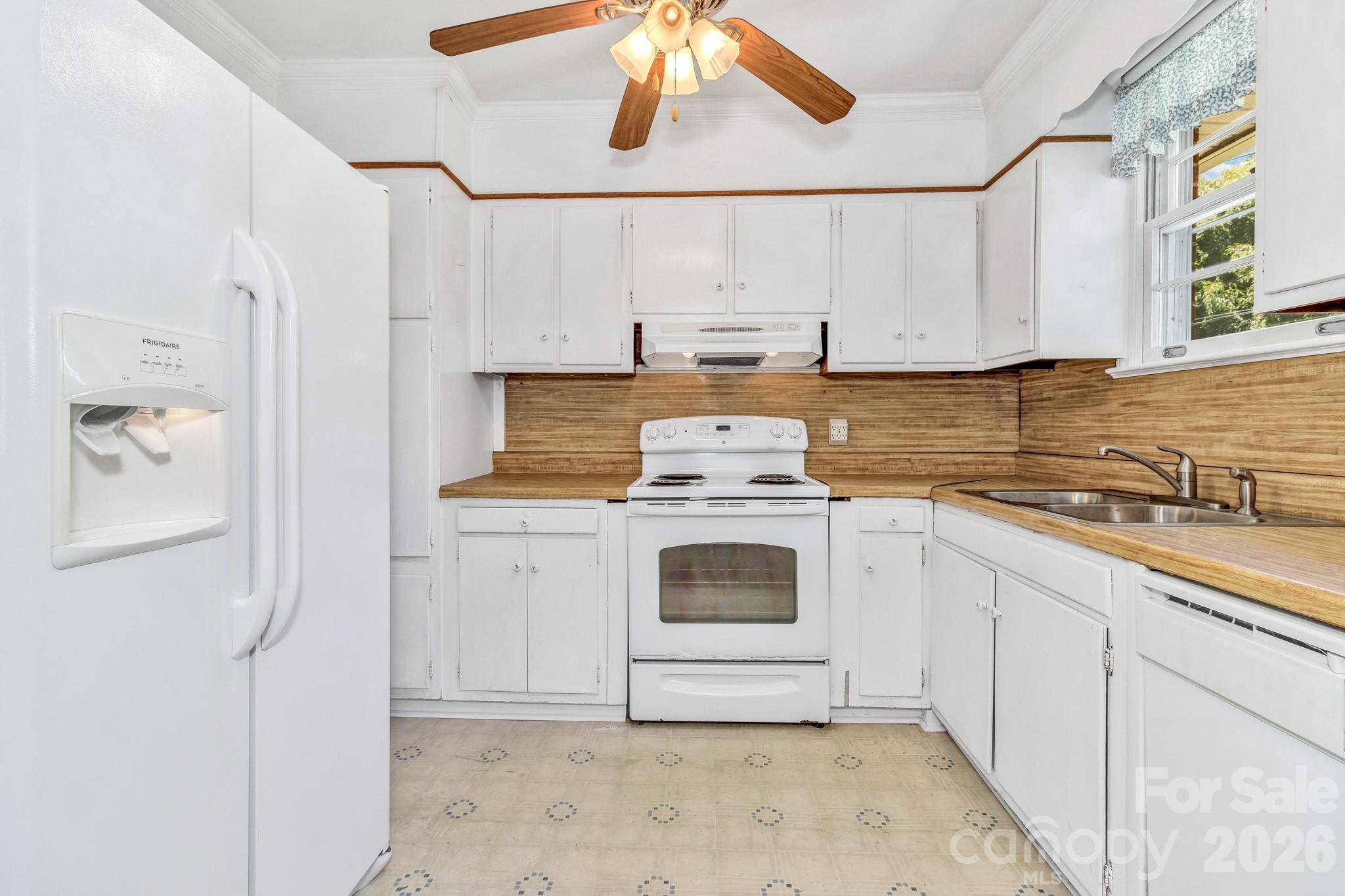 907 W Blue Ridge Road Property Photo 17