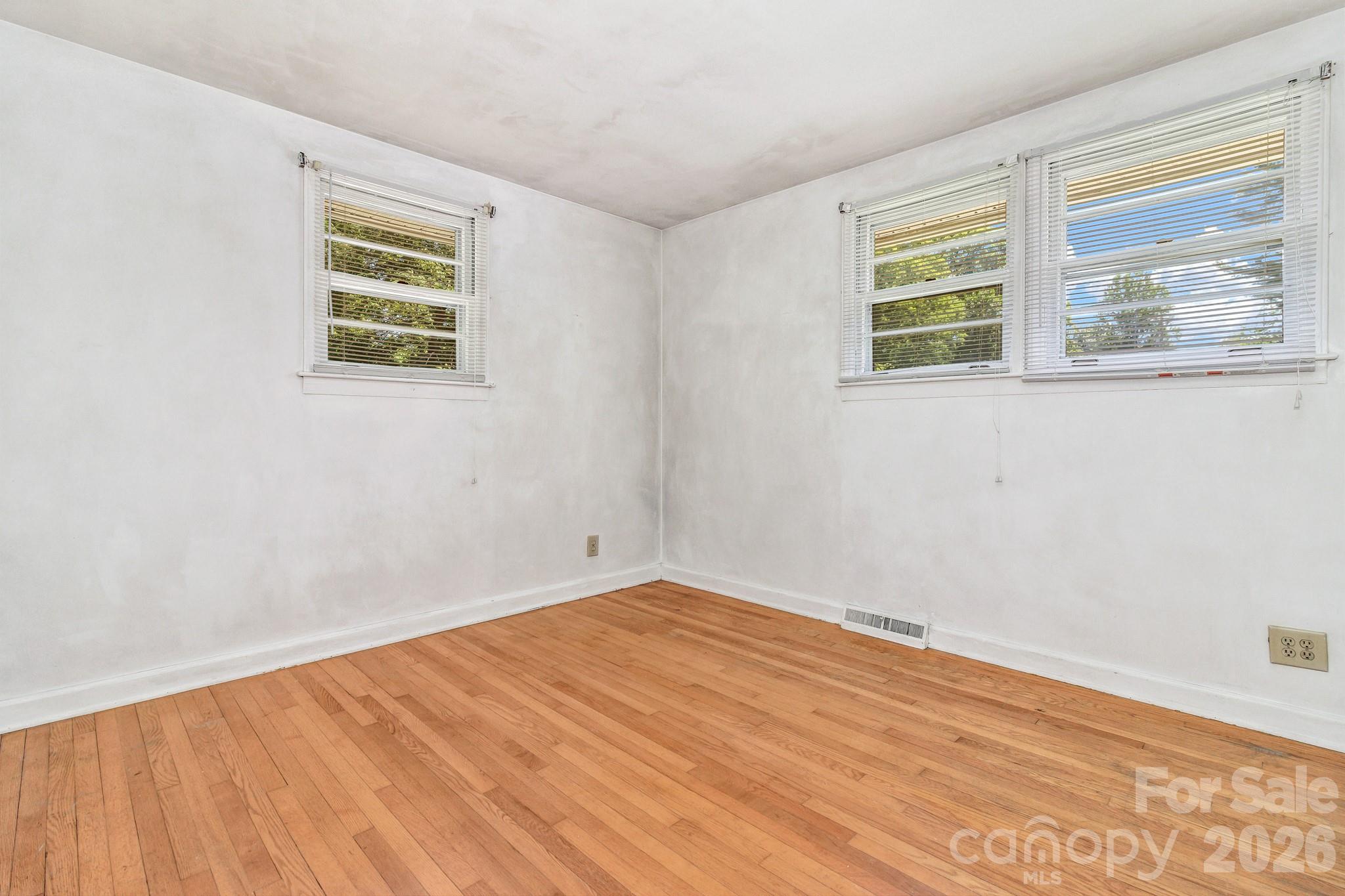 907 W Blue Ridge Road Property Photo 31