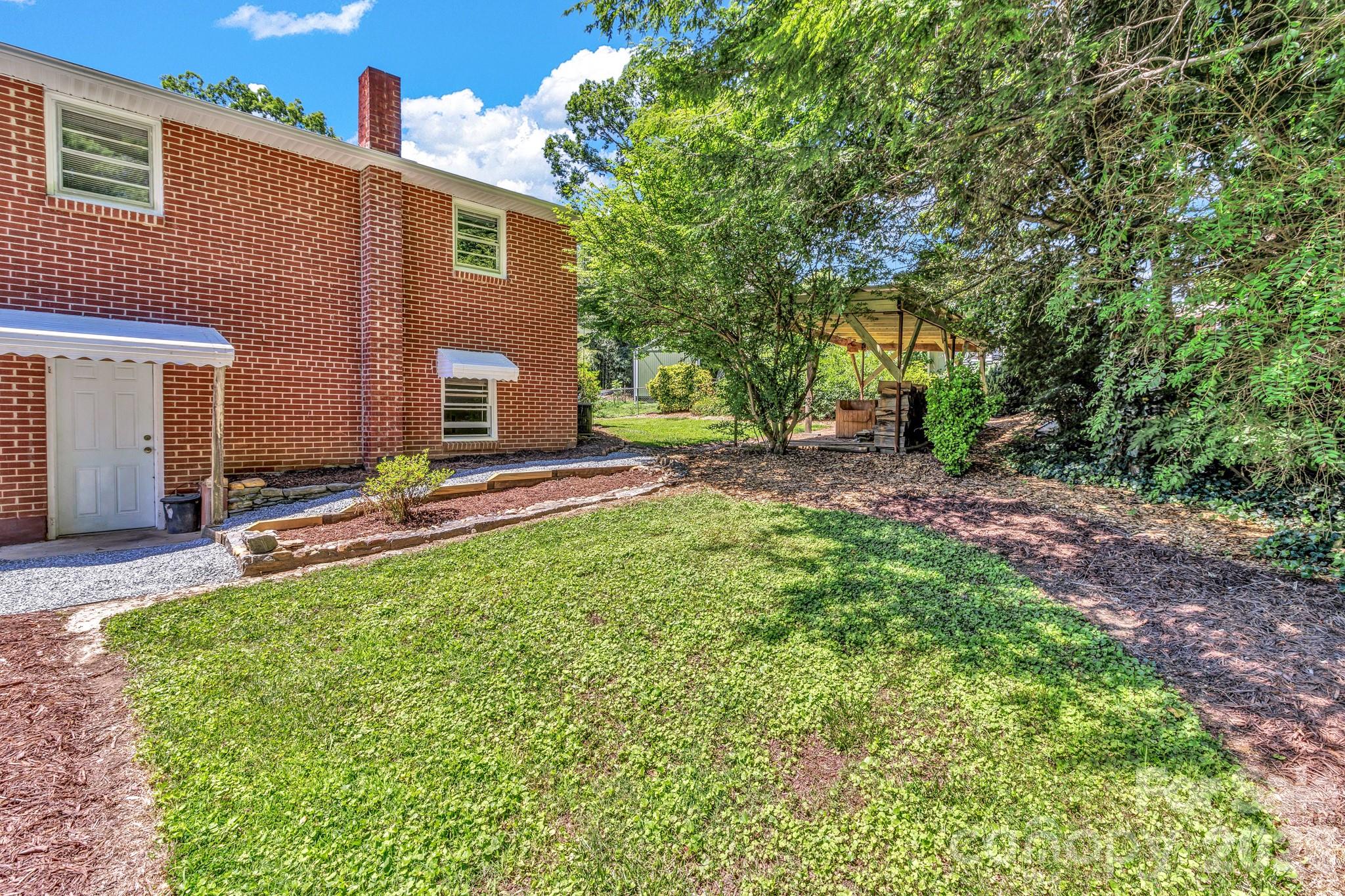 907 W Blue Ridge Road Property Photo 43