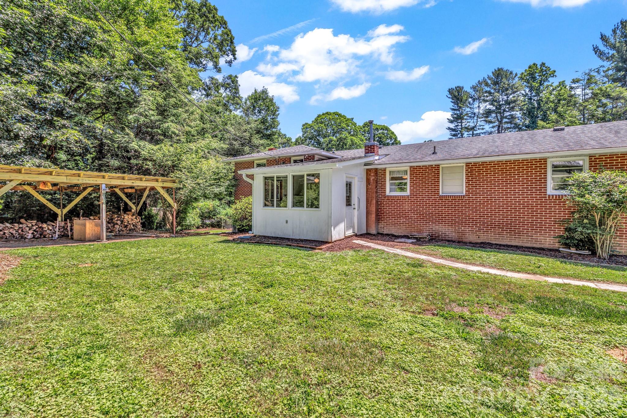 907 W Blue Ridge Road Property Photo 47