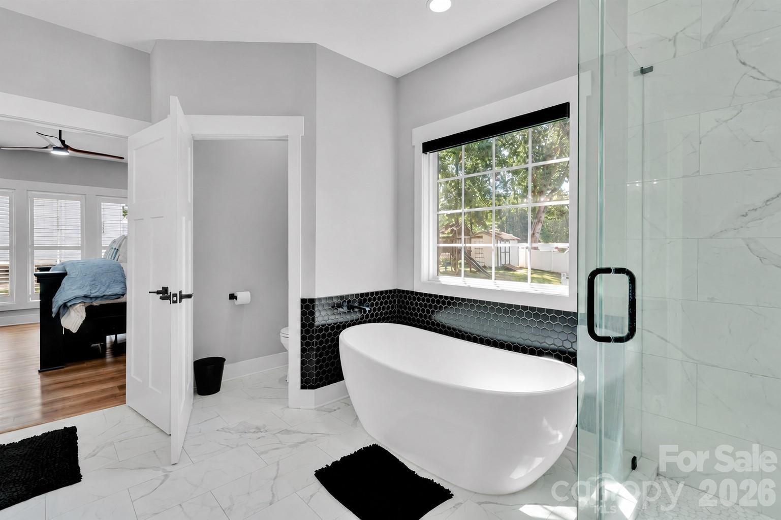 2754 Emperor Street Property Photo 15
