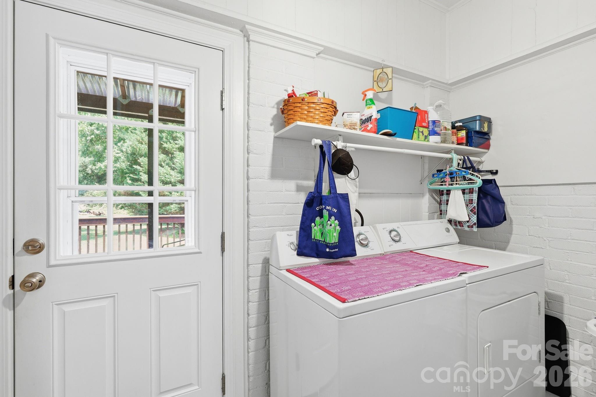 144 E Park Road Property Photo 13