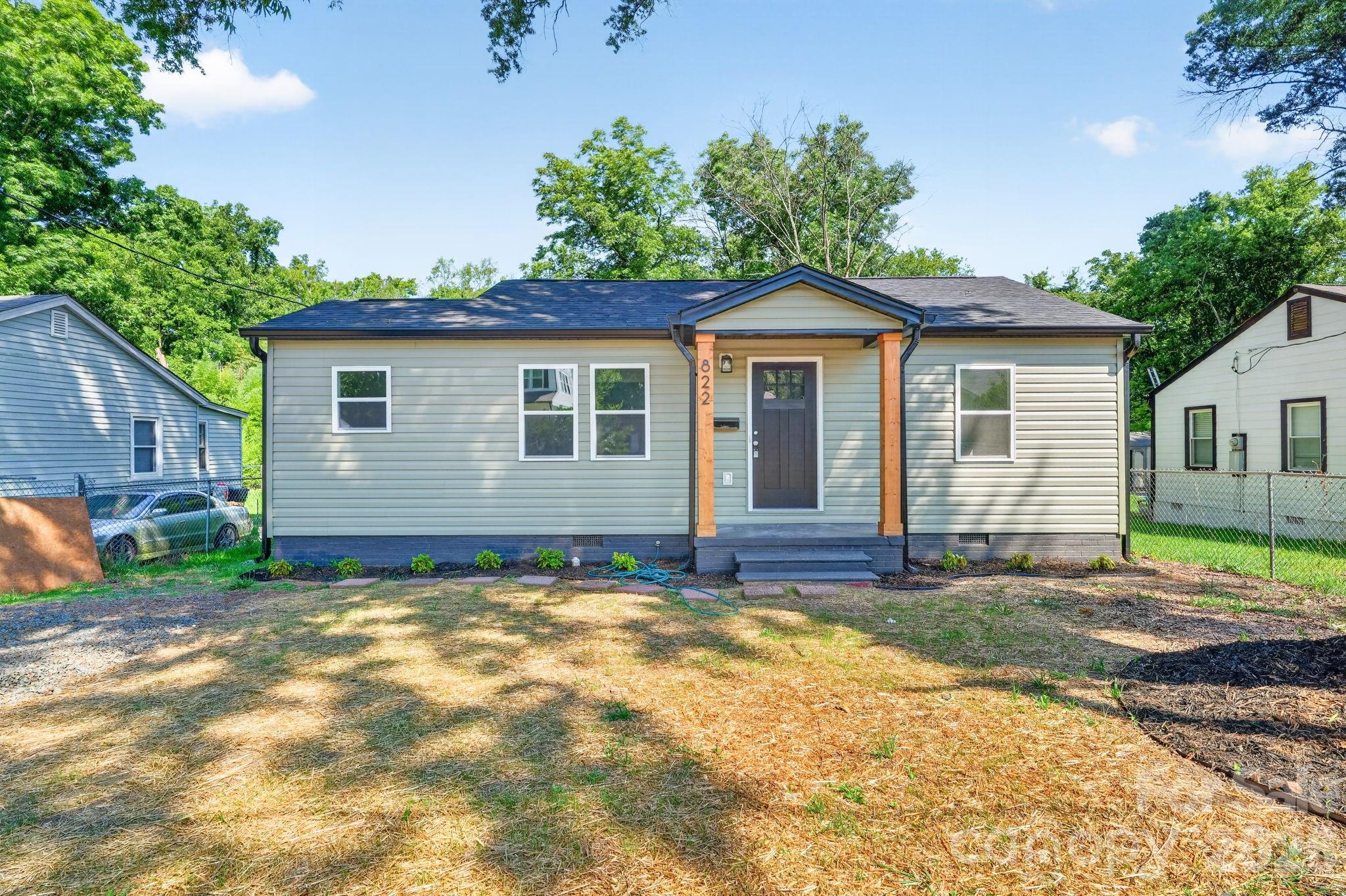 822 Arlington Avenue Property Photo 1