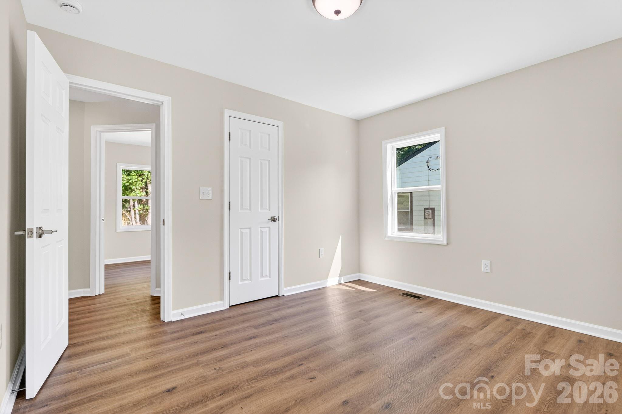 822 Arlington Avenue Property Photo 13