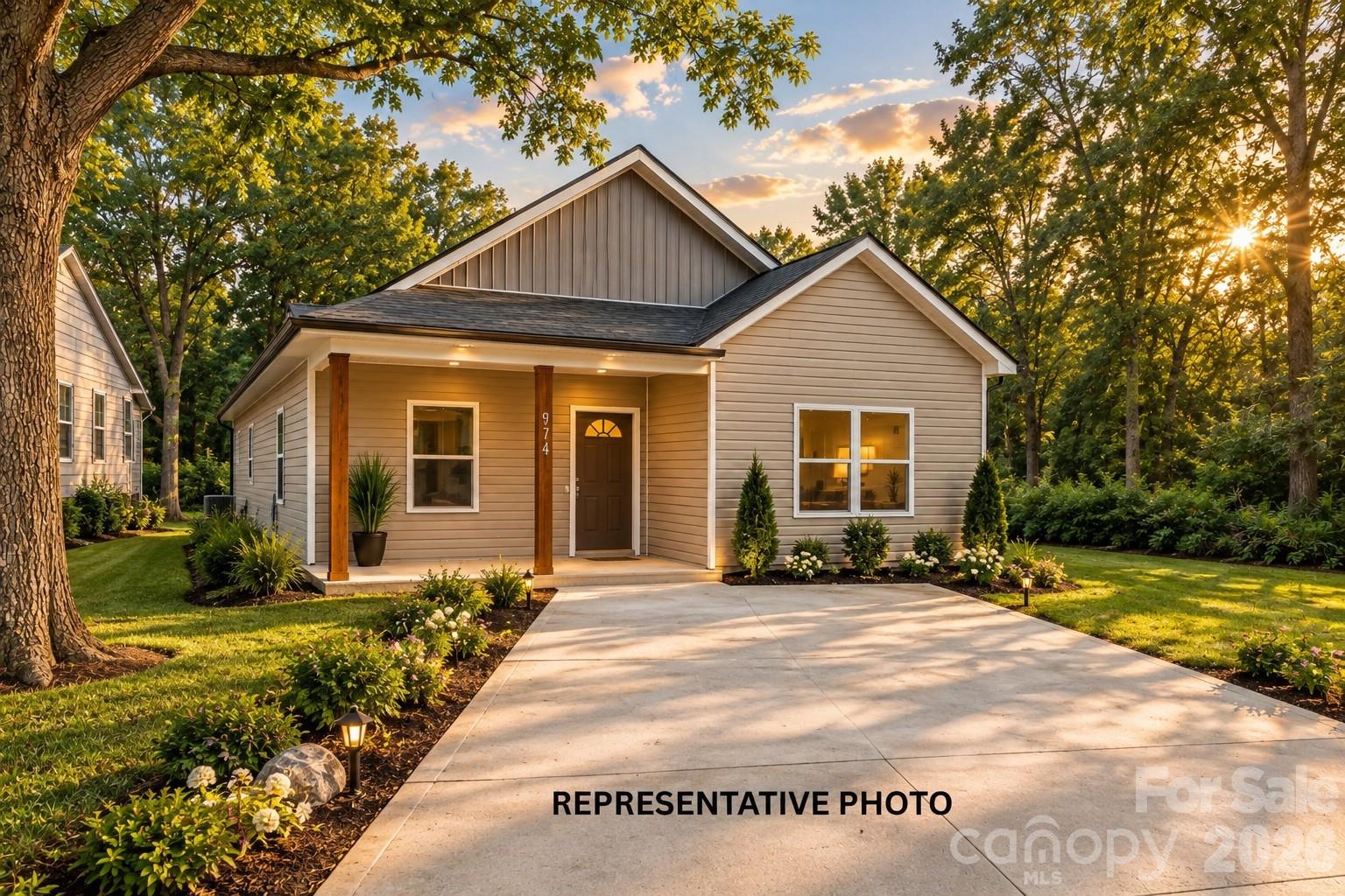 115 S Railroad Avenue Property Photo 1