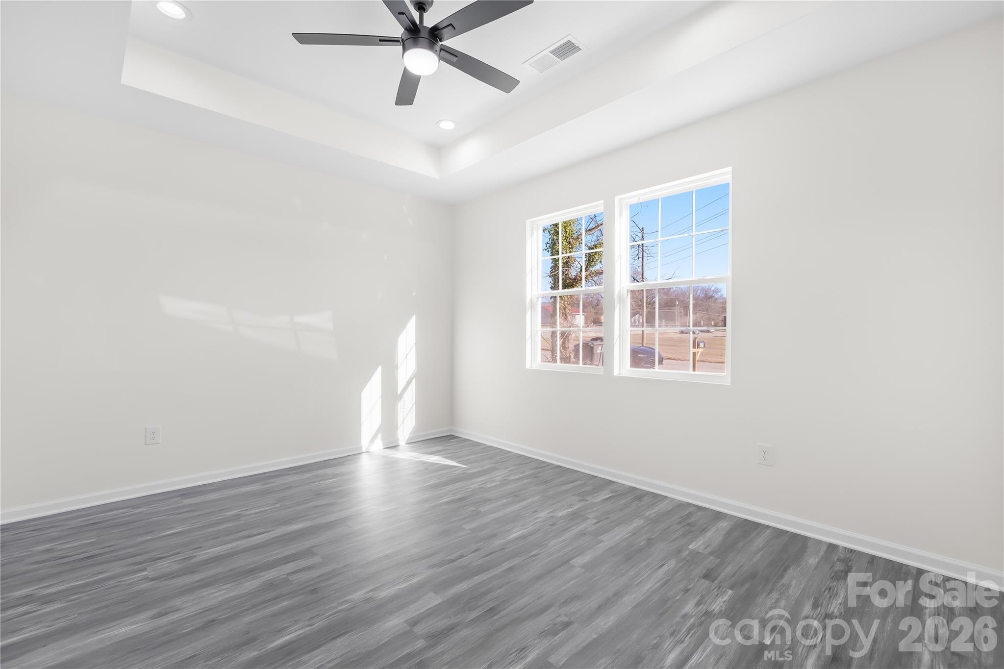 115 S Railroad Avenue Property Photo 10