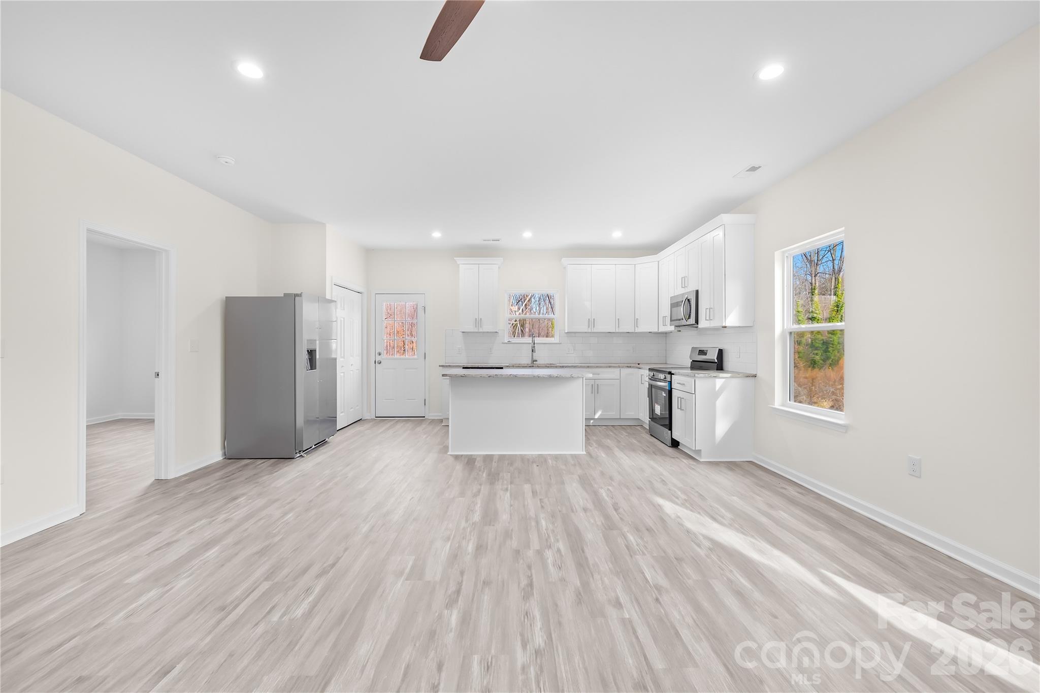 115 S Railroad Avenue Property Photo 11