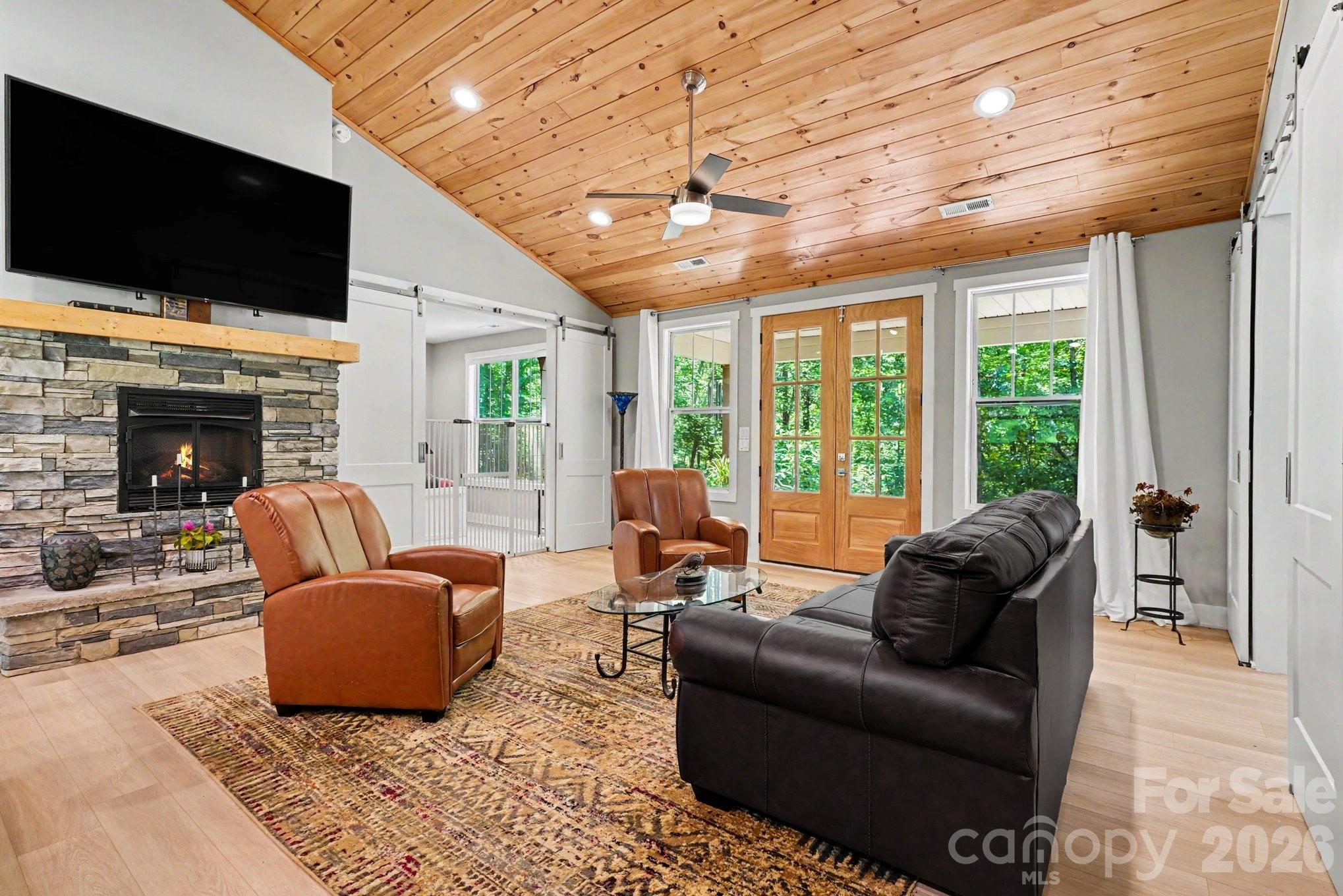 1241 Hayes Road Property Photo 6