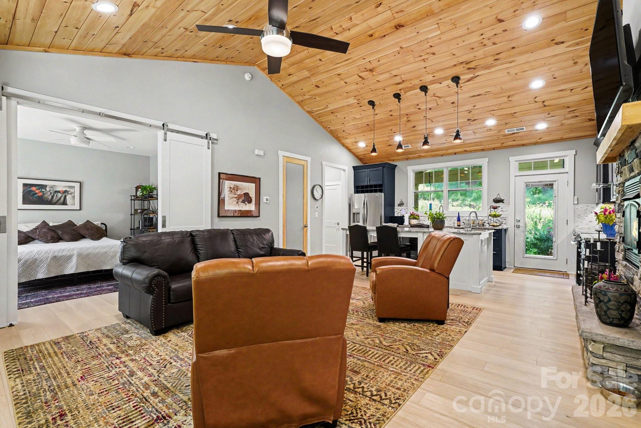 1241 Hayes Road Property Photo 8