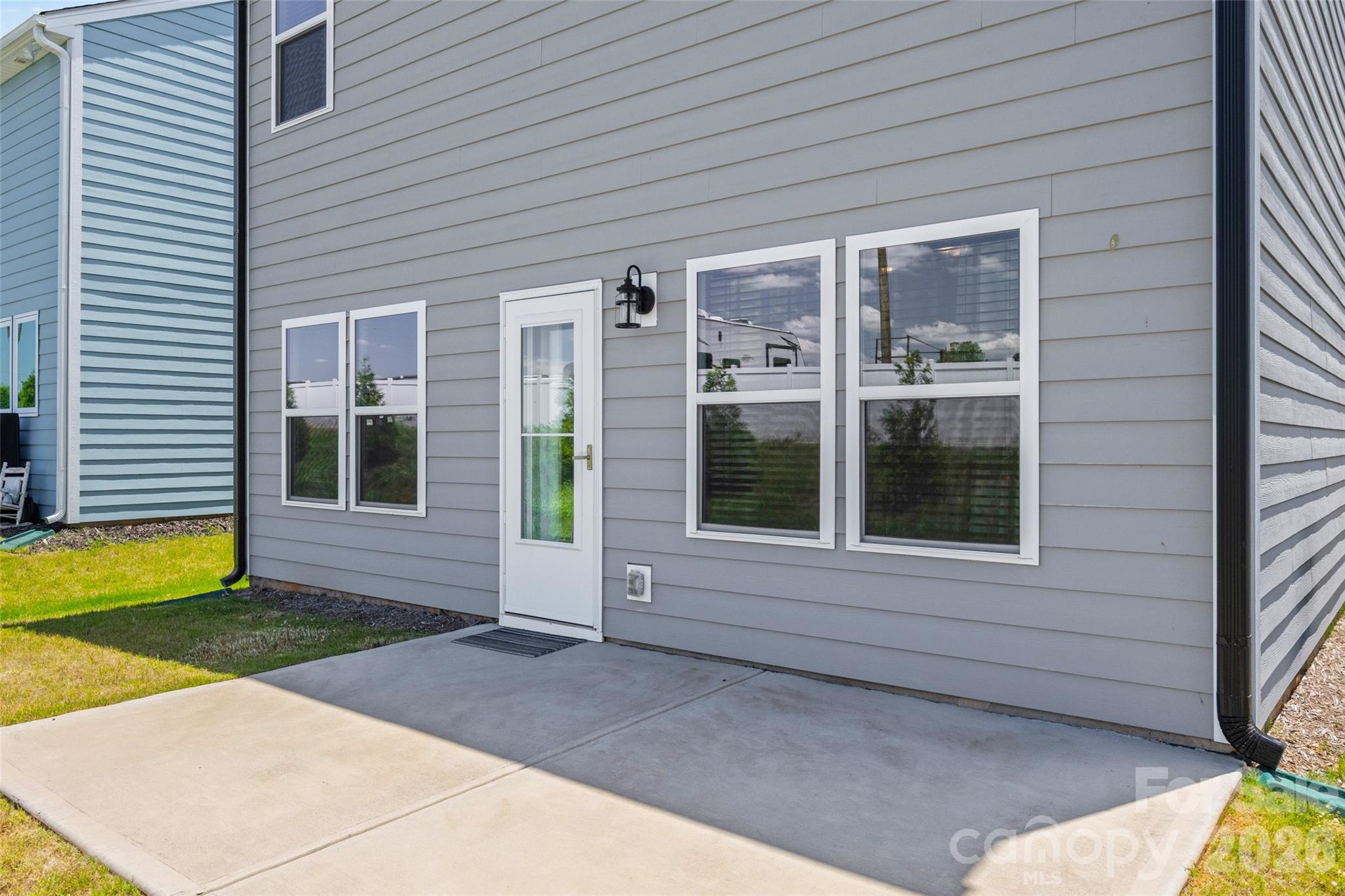614 Candela Court Property Photo 29