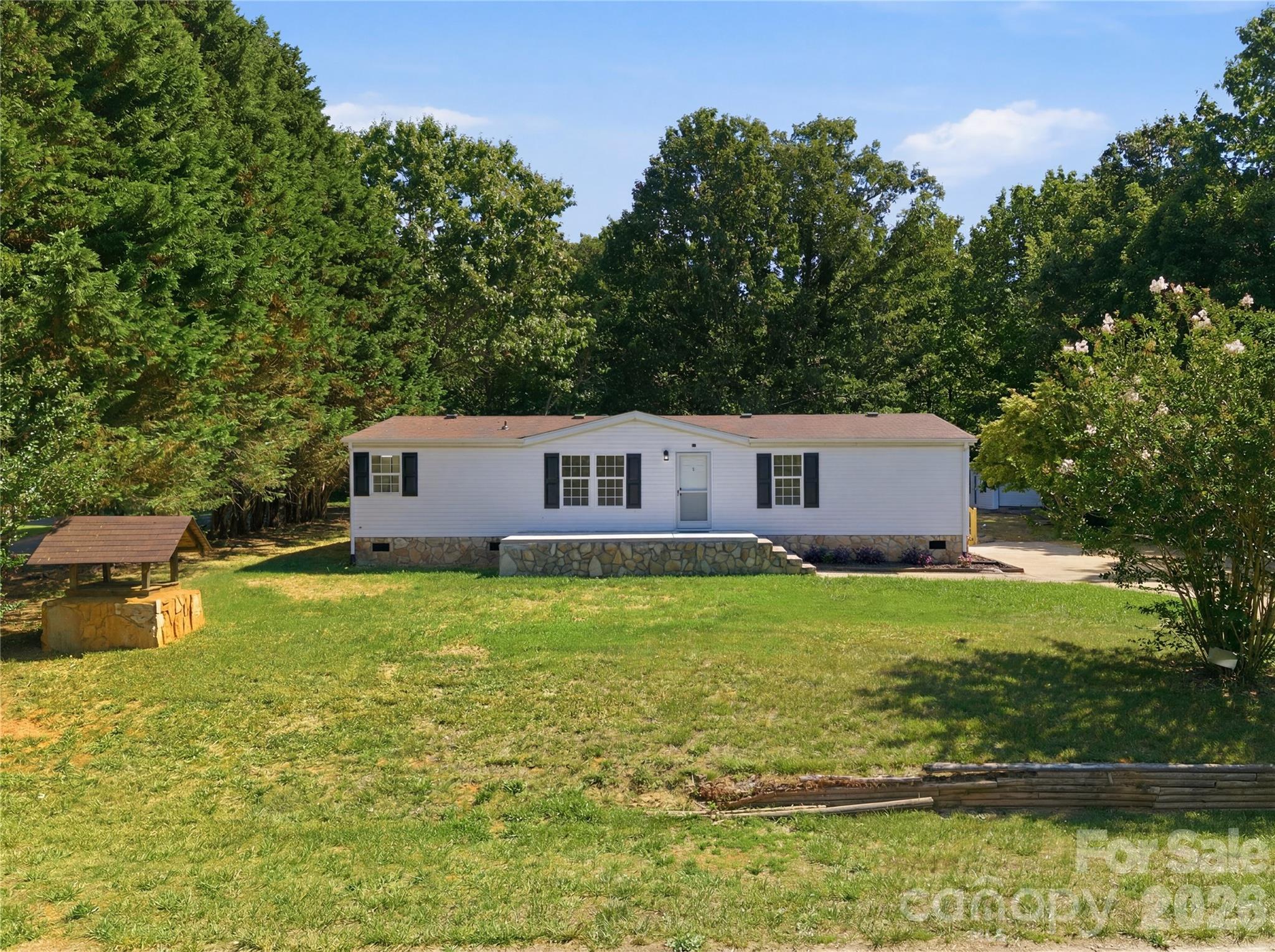 3940 Teaberry Lane Property Photo 2