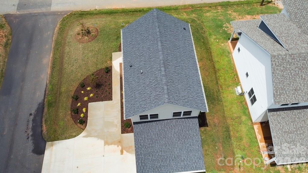 166 Illinois Street Property Photo 28