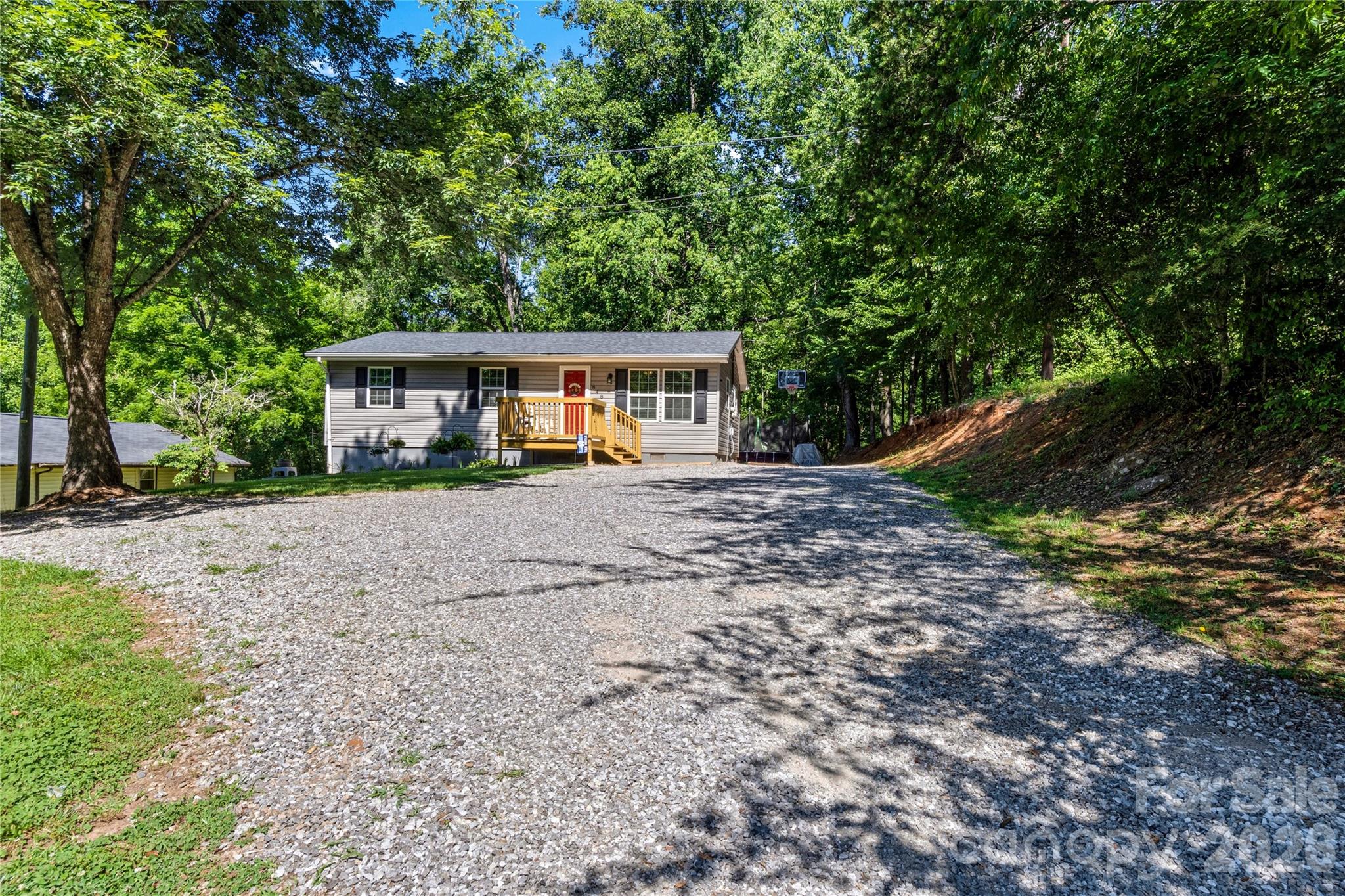 848 Huffman River Lane Property Photo 3