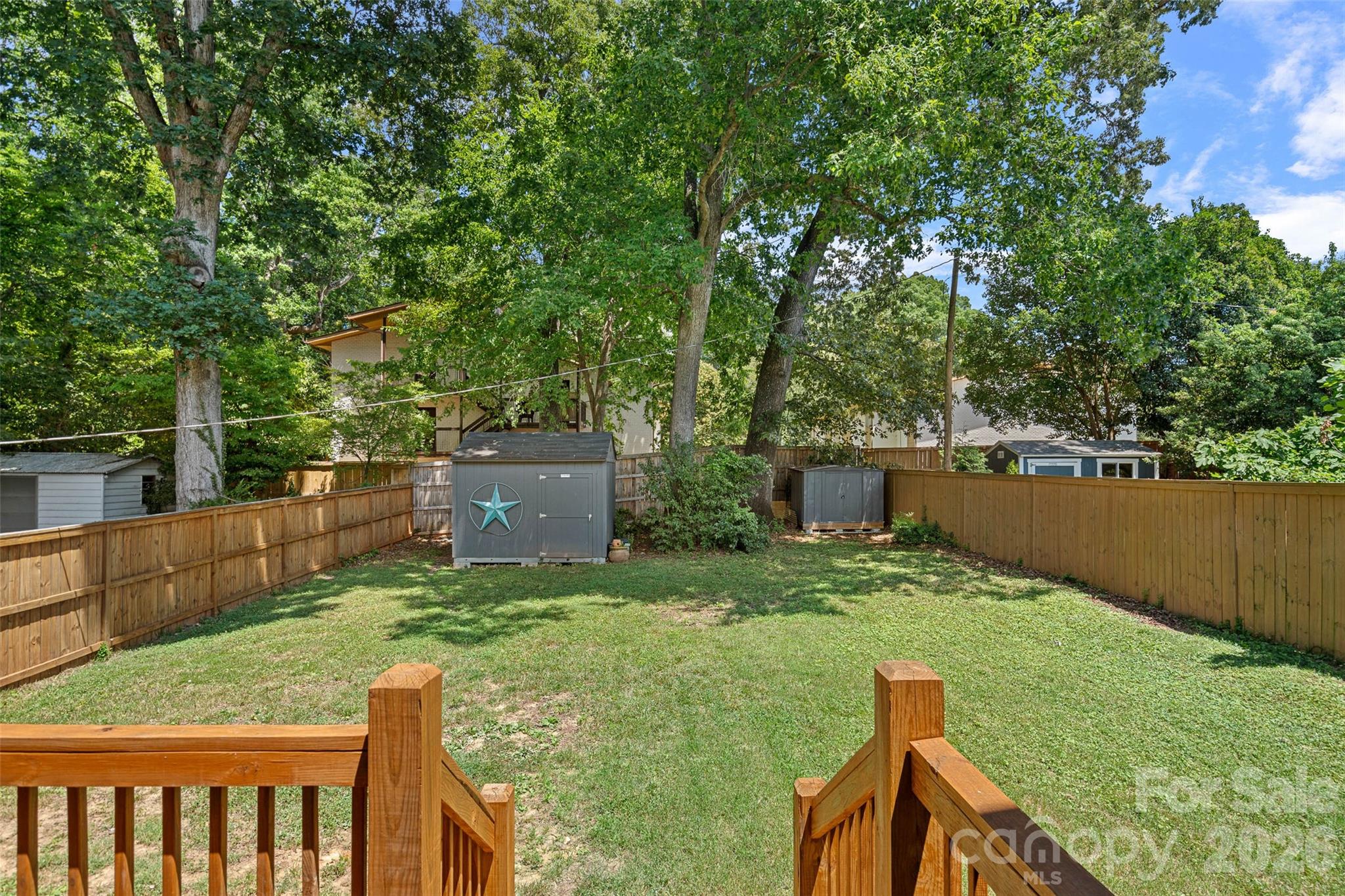1642 Longfellow Street Property Photo 30