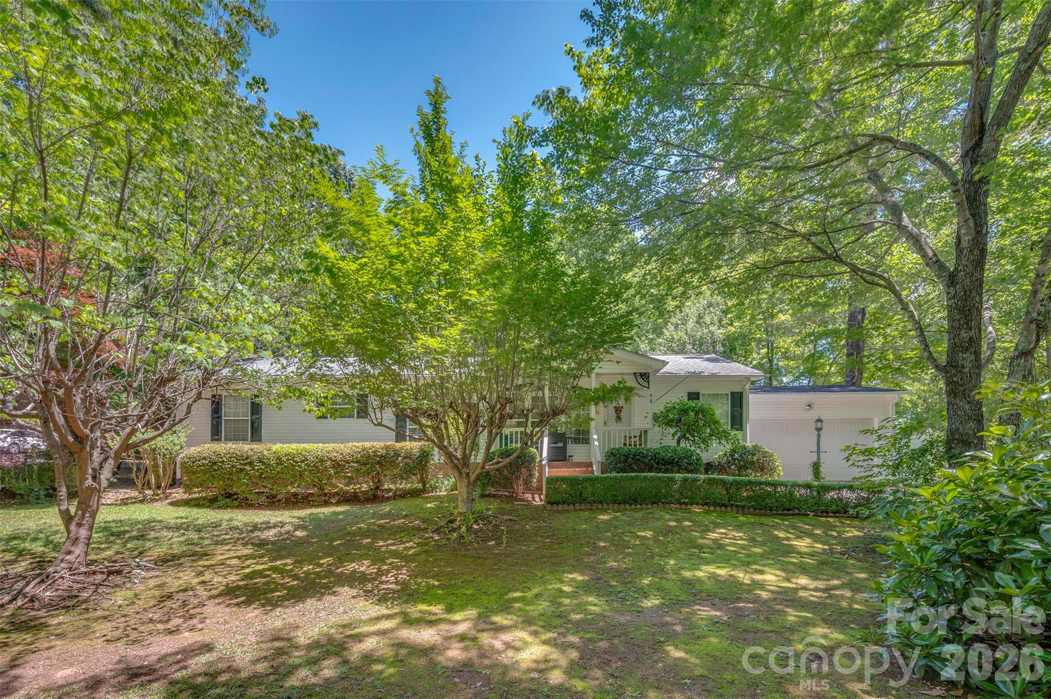 98 Lanning Drive Property Photo 1