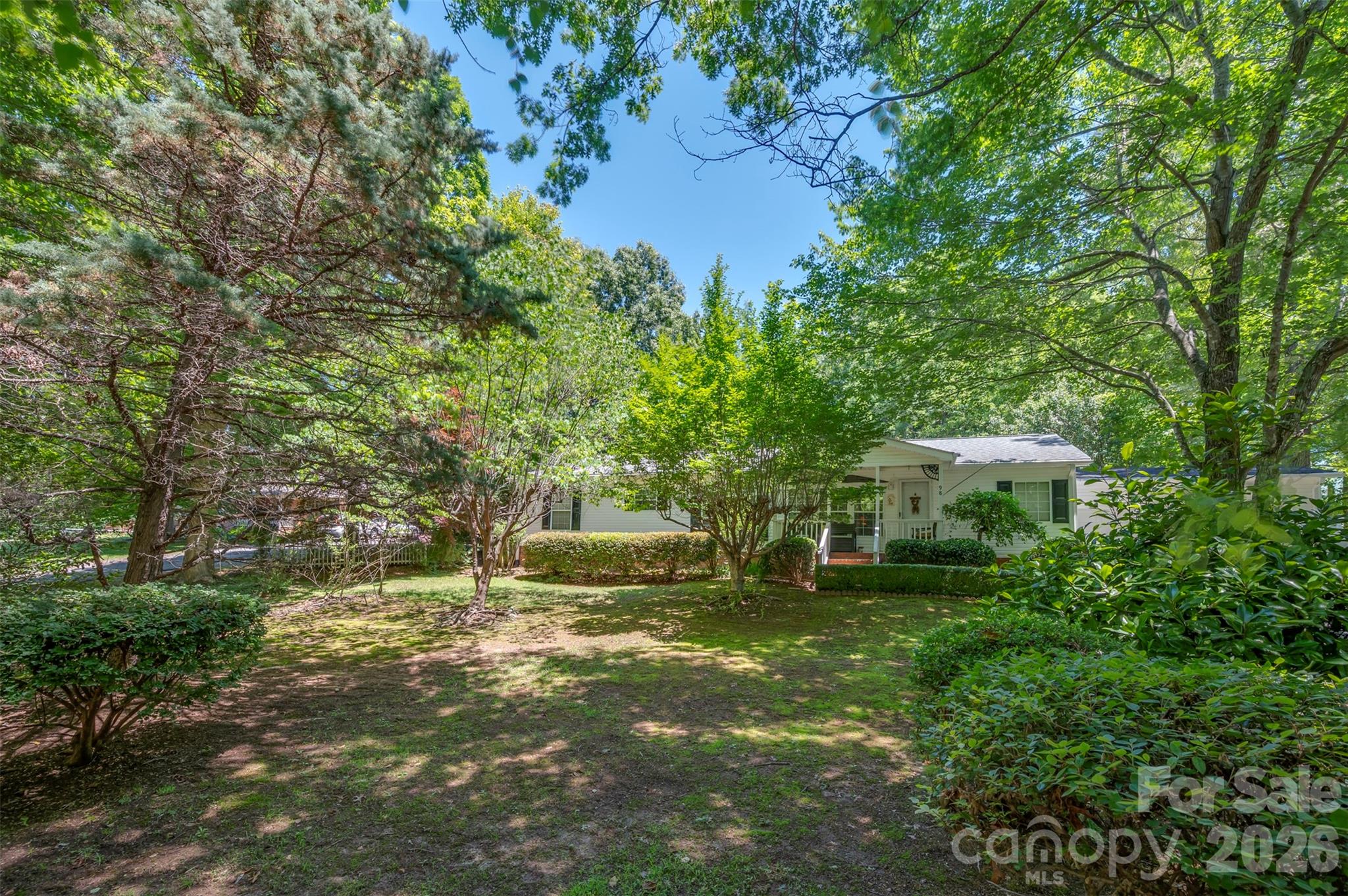 98 Lanning Drive Property Photo 2