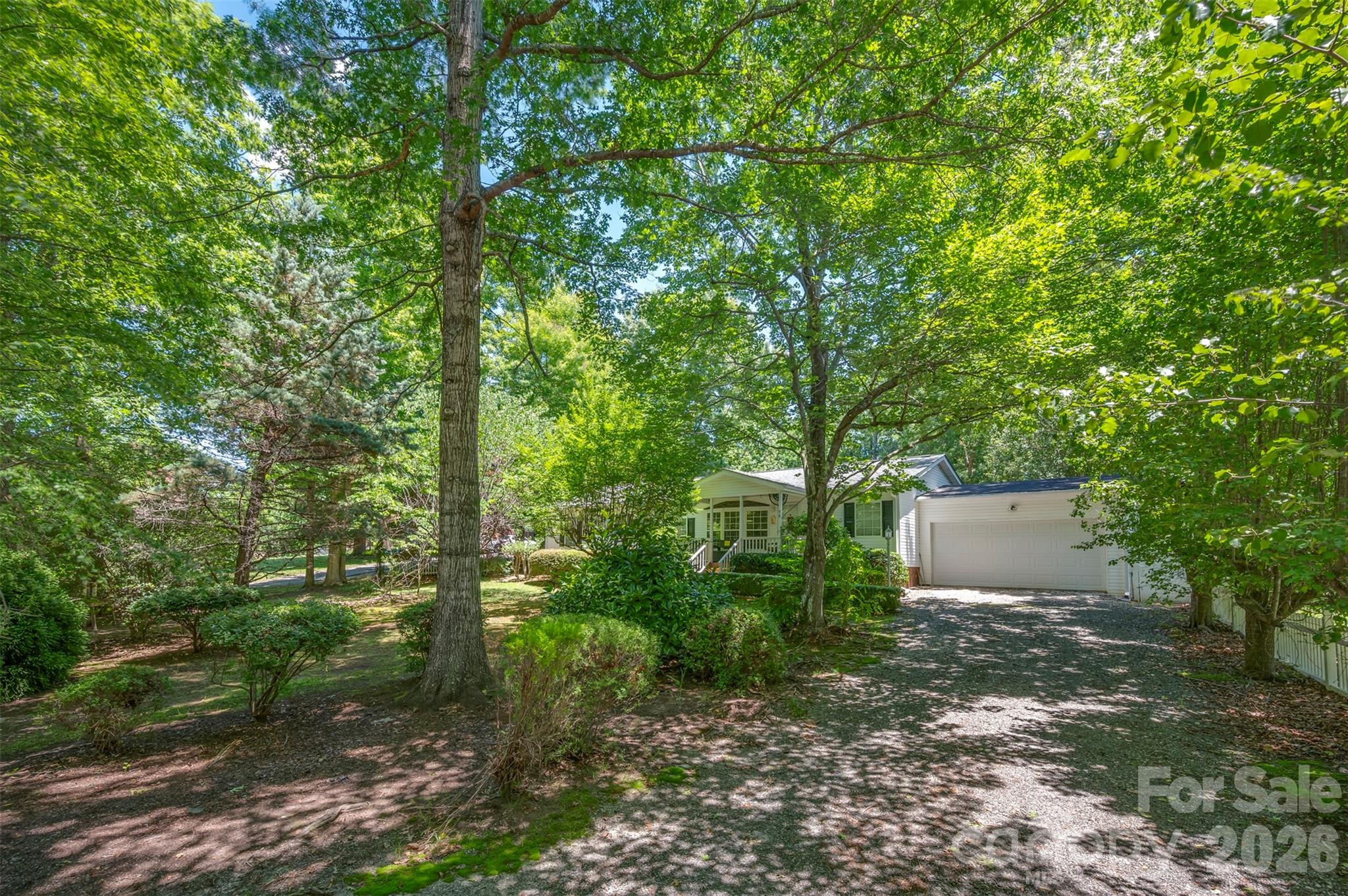 98 Lanning Drive Property Photo 3
