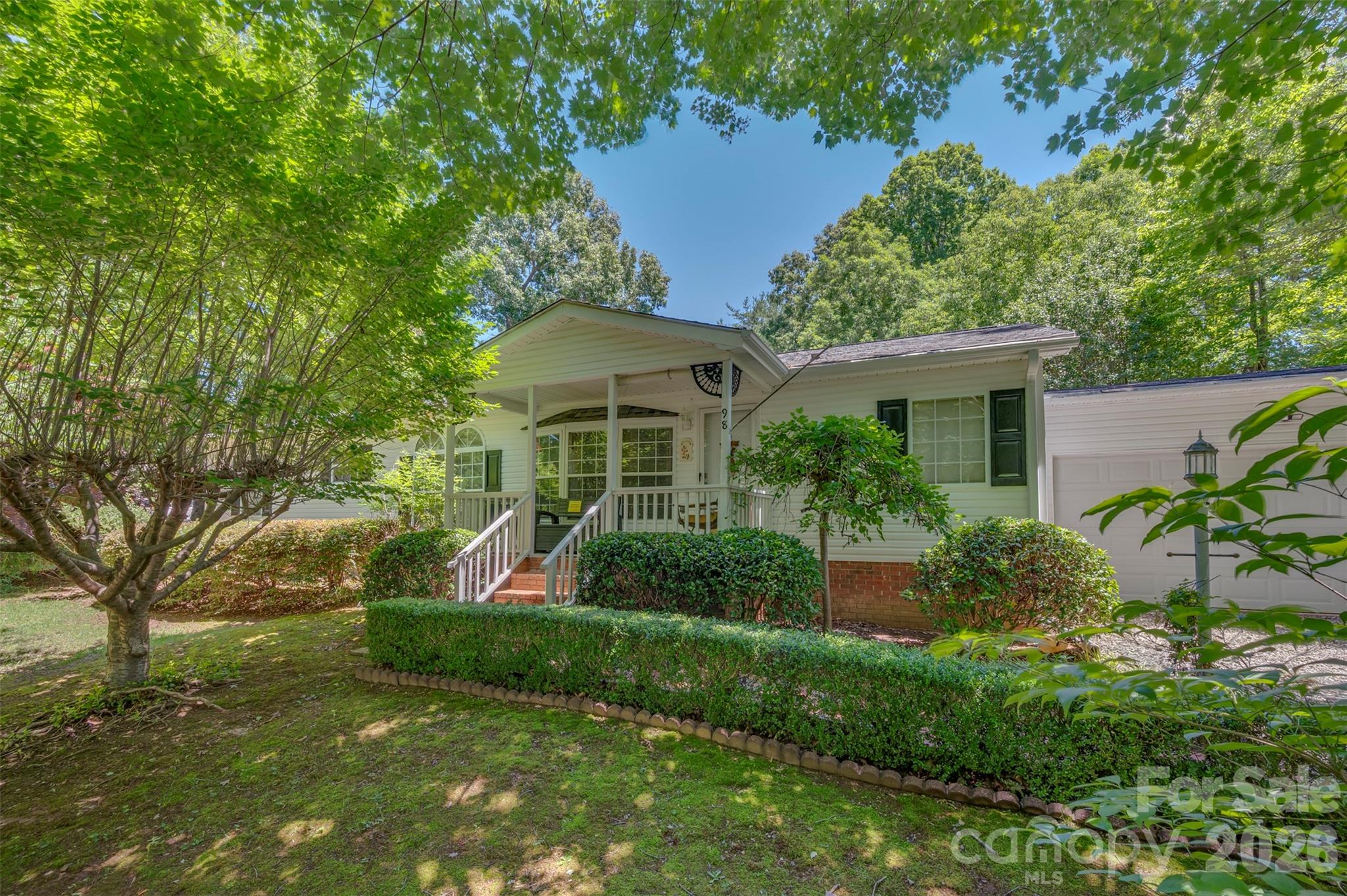 98 Lanning Drive Property Photo 7