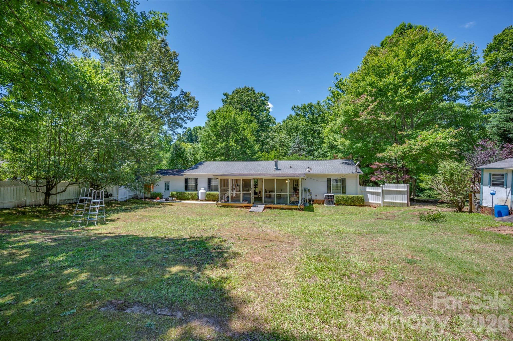 98 Lanning Drive Property Photo 29