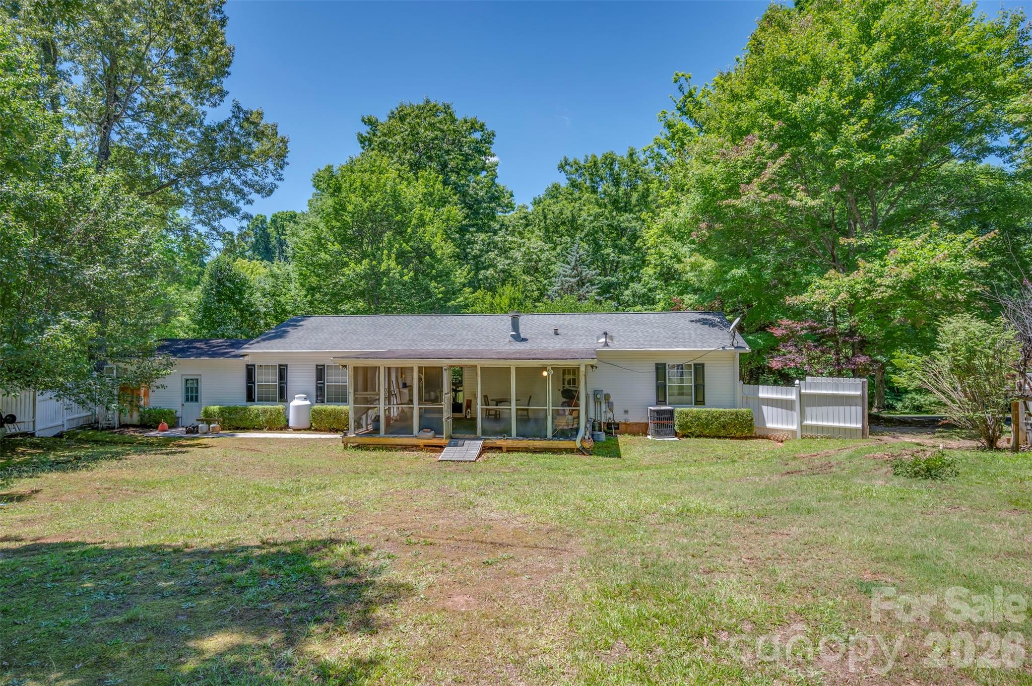 98 Lanning Drive Property Photo 30