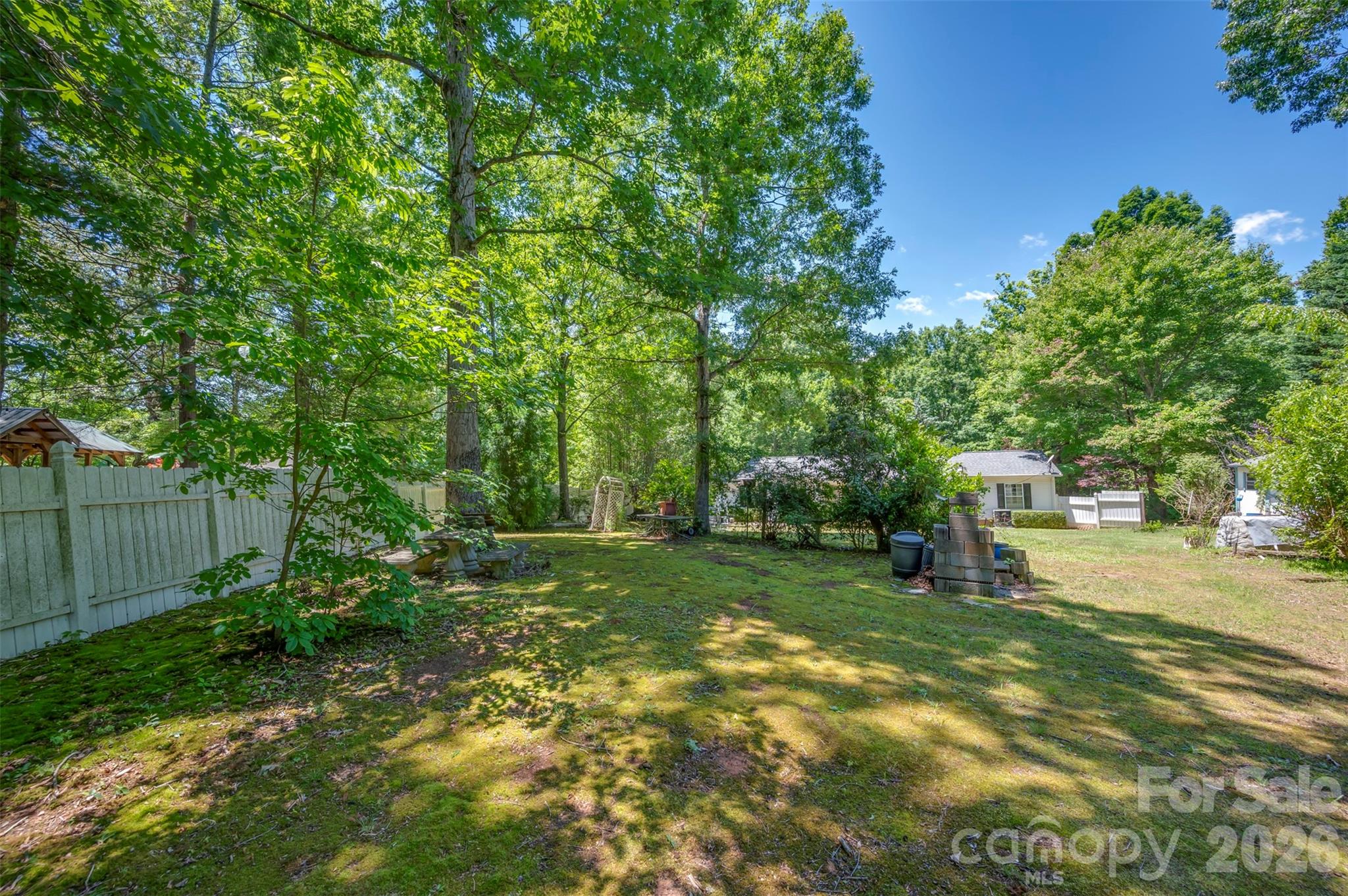 98 Lanning Drive Property Photo 33