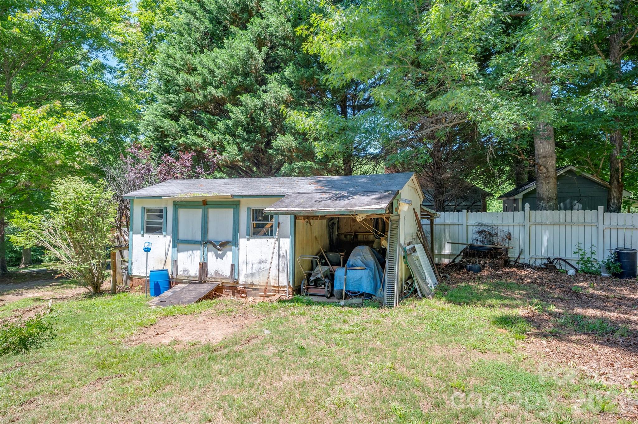 98 Lanning Drive Property Photo 34
