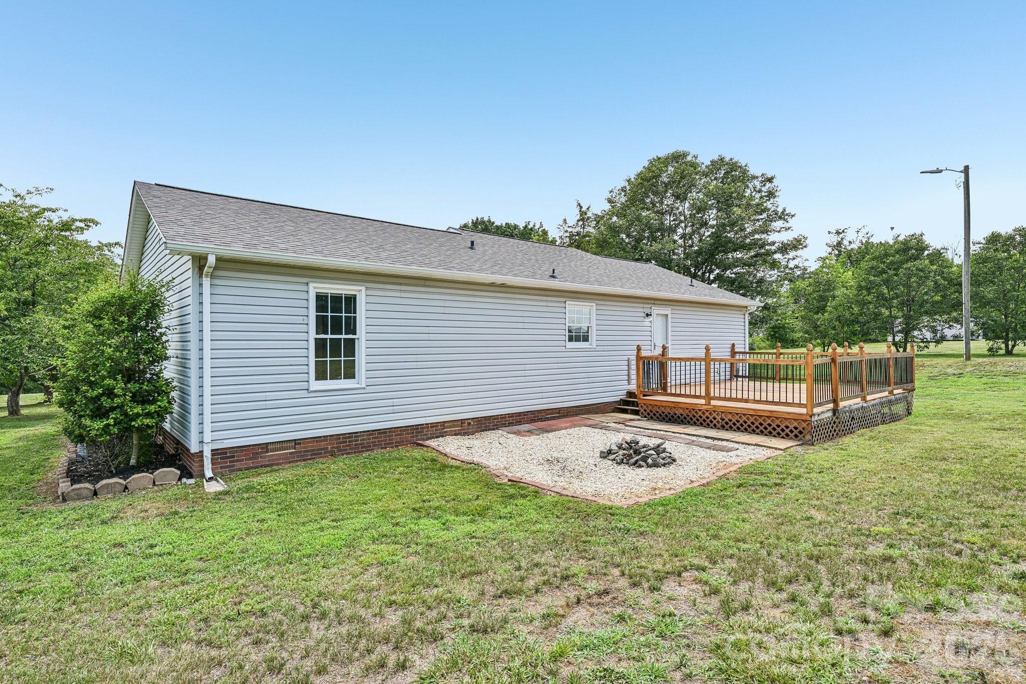 738 Mcdaniel Road Property Photo 23