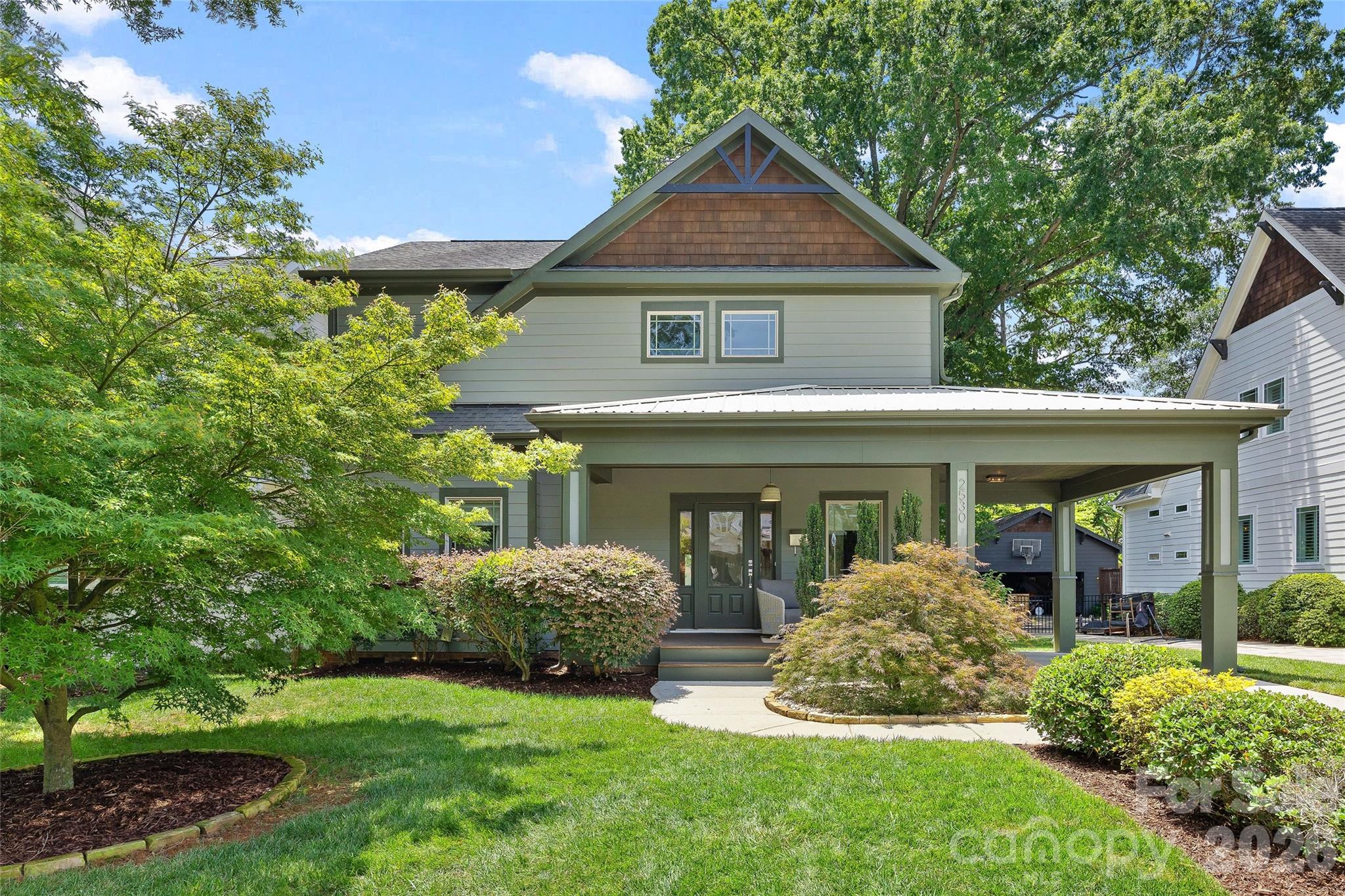 2530 Bay Street Property Photo 1