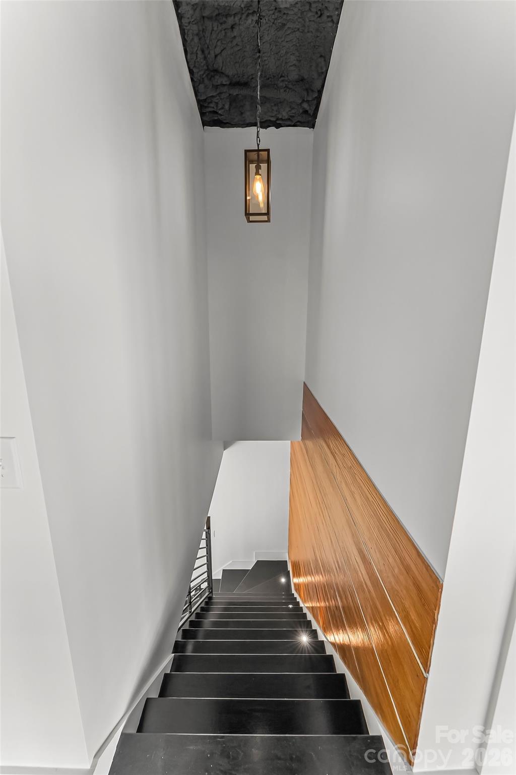 6718 Walkertop Mountain Heights Drive Property Photo 35