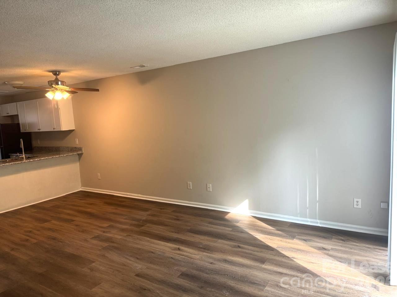 3912 Briarhill Drive Property Photo 5