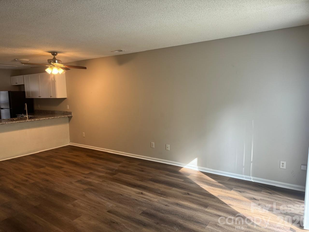 3912 Briarhill Drive Property Photo 6
