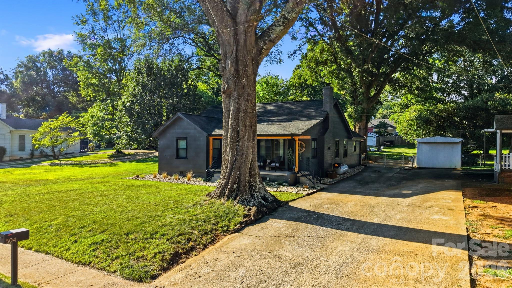 504 W 6th Street Property Photo 40