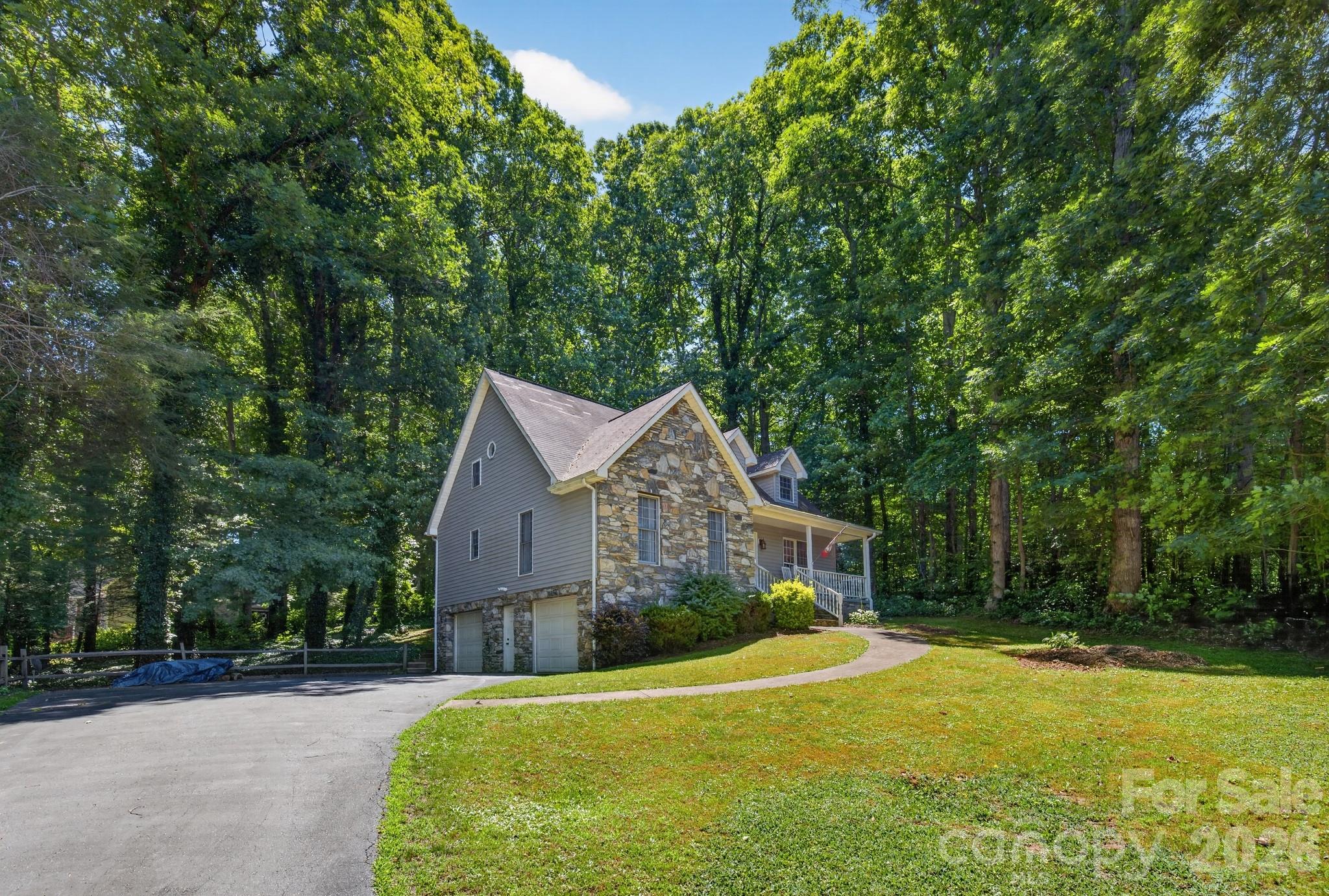 163 Canaan Drive Property Photo 2
