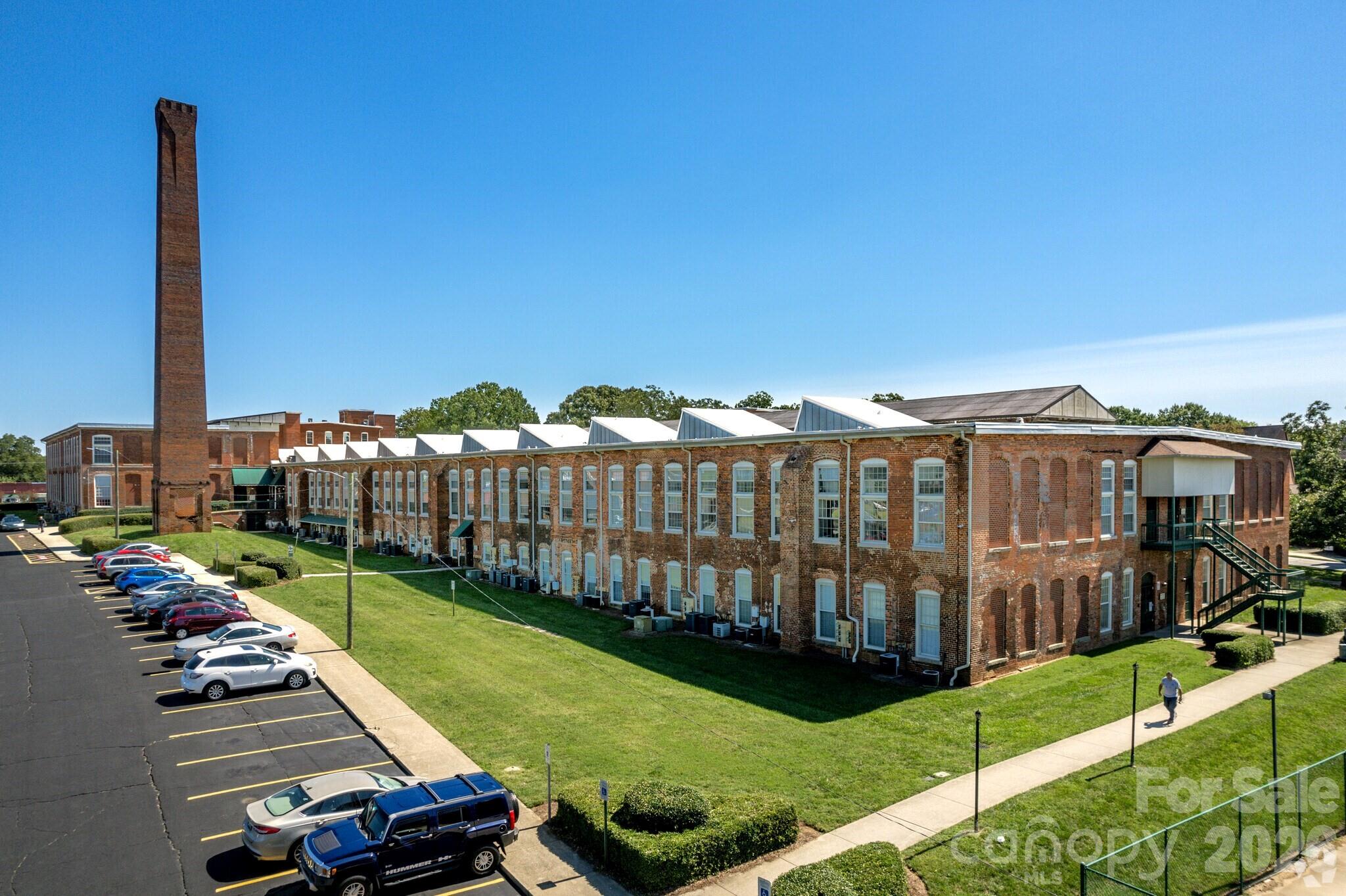 1 Buffalo Avenue 86 Property Photo 24