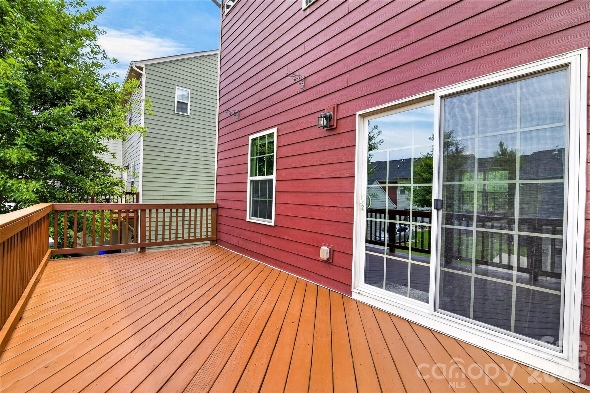 3742 Speer Boulevard Property Photo 7