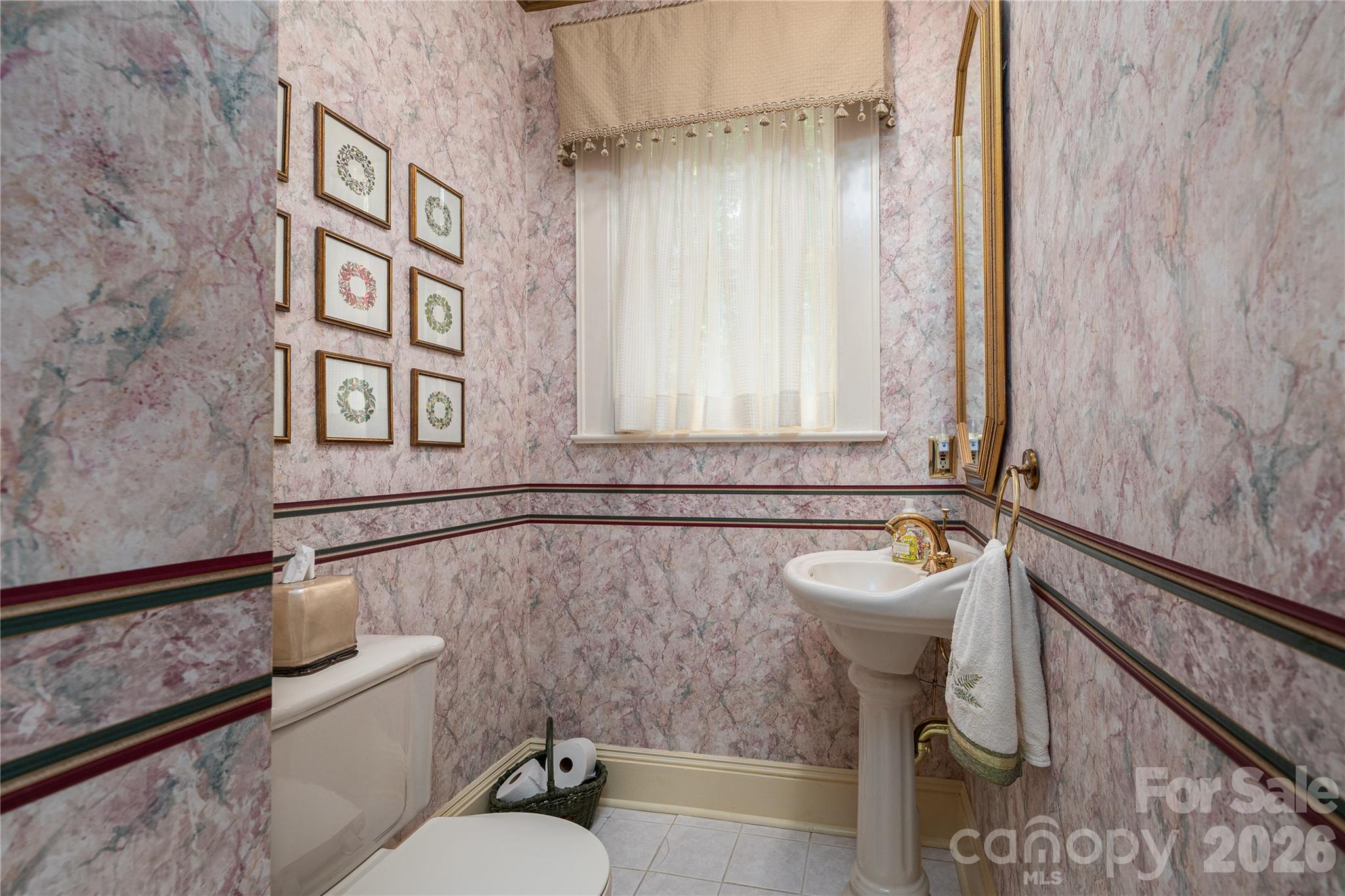 805 S Aspen Street Property Photo 20
