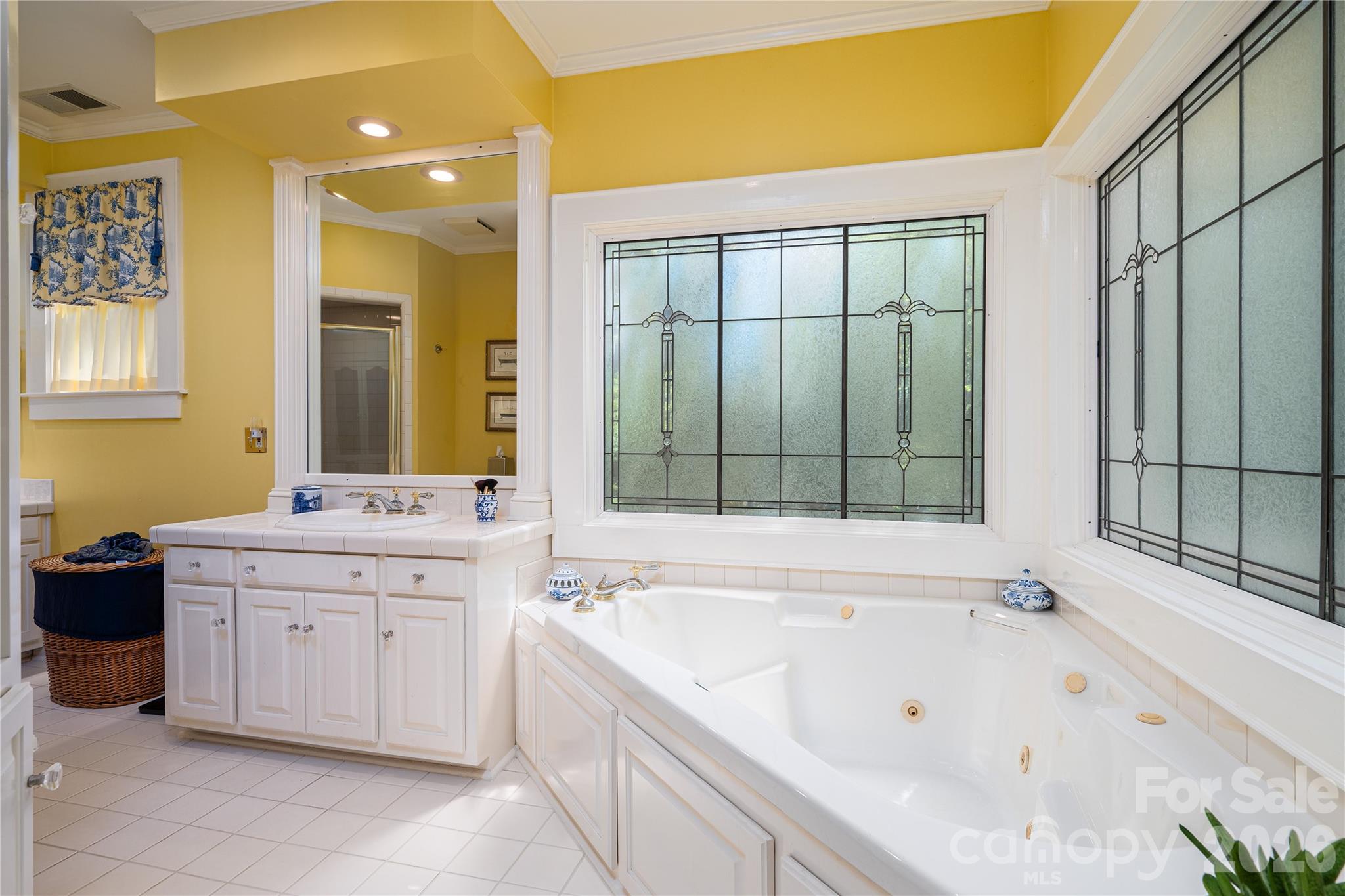 805 S Aspen Street Property Photo 26