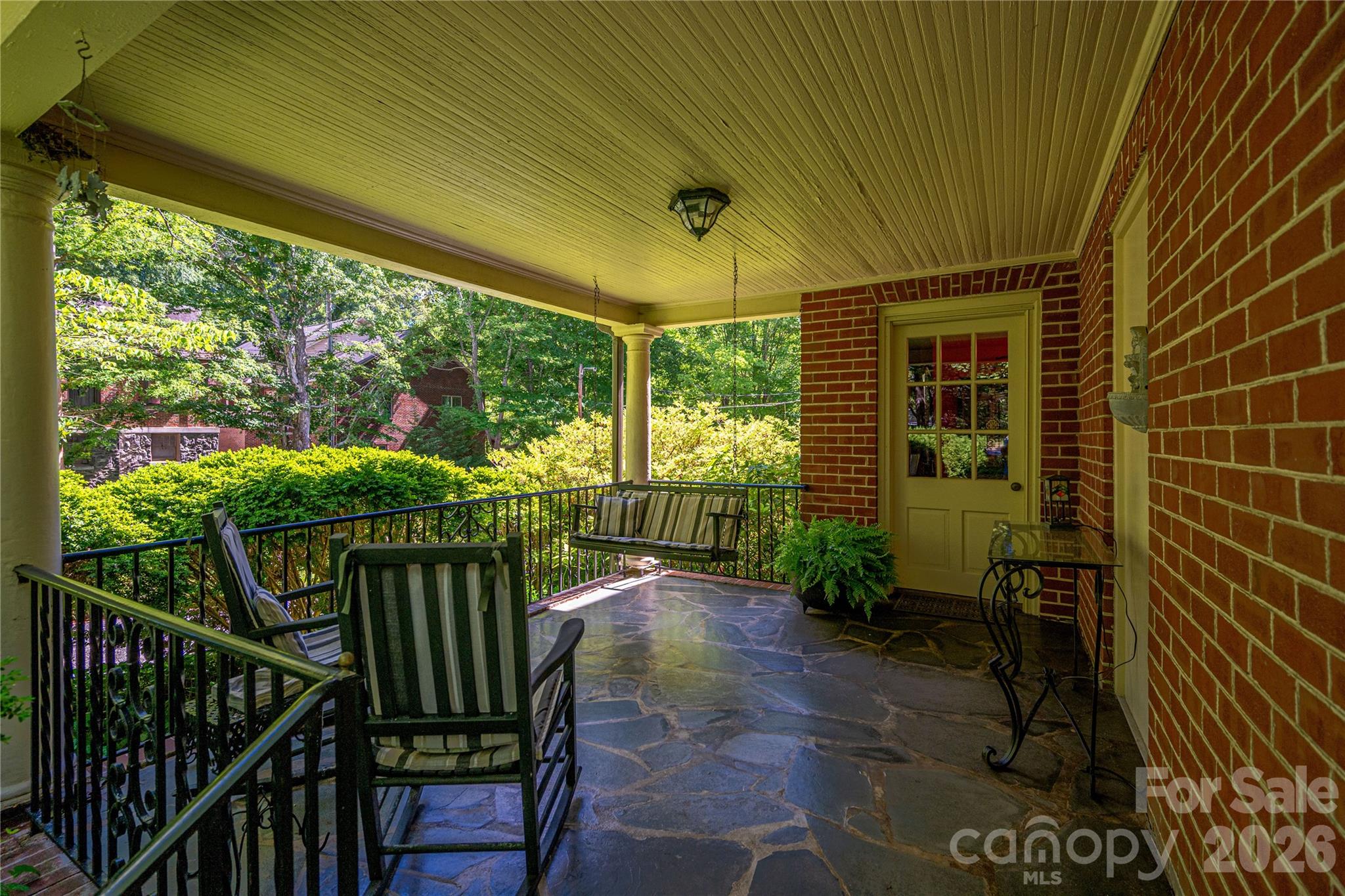 805 S Aspen Street Property Photo 32