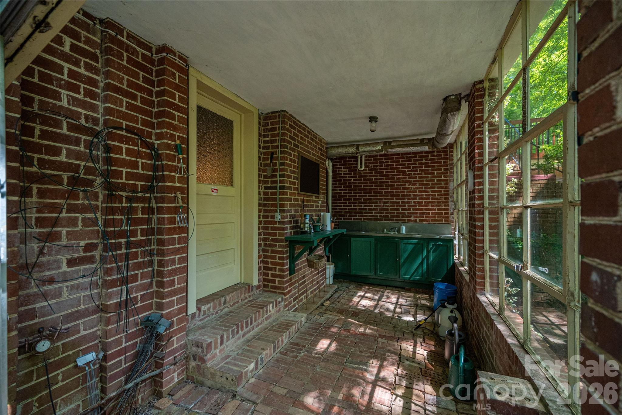 805 S Aspen Street Property Photo 39