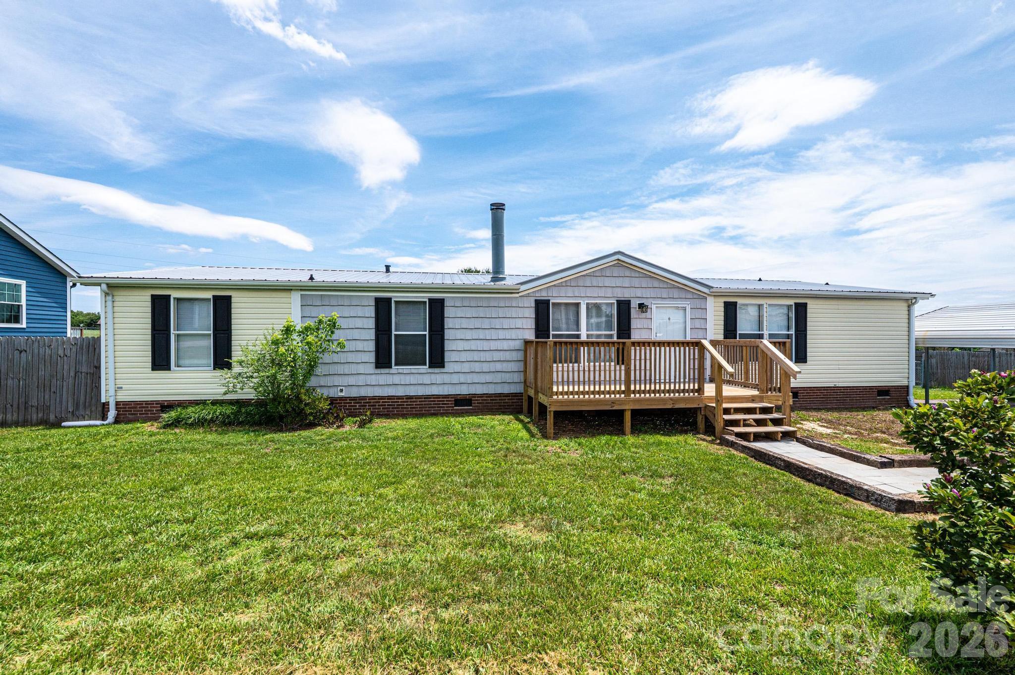 2385 Arrowwood Drive Property Photo 1