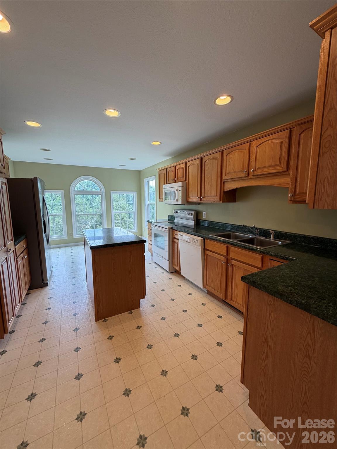 113 Lakeside Drive Property Photo 16