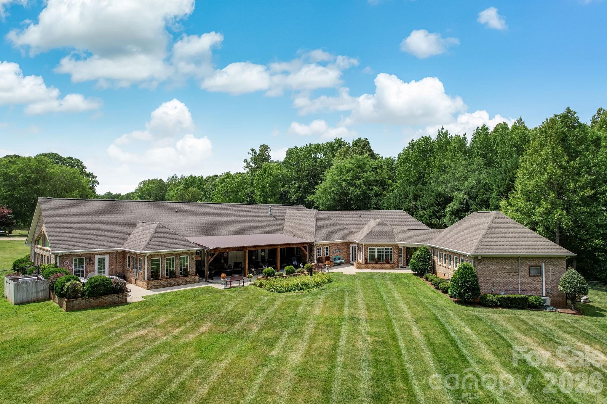 8106 Breezy Hill Drive Property Photo 46