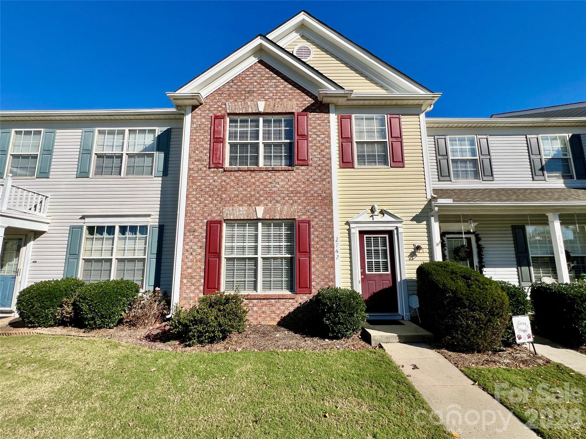 2762 Thornbush Court Property Photo 1