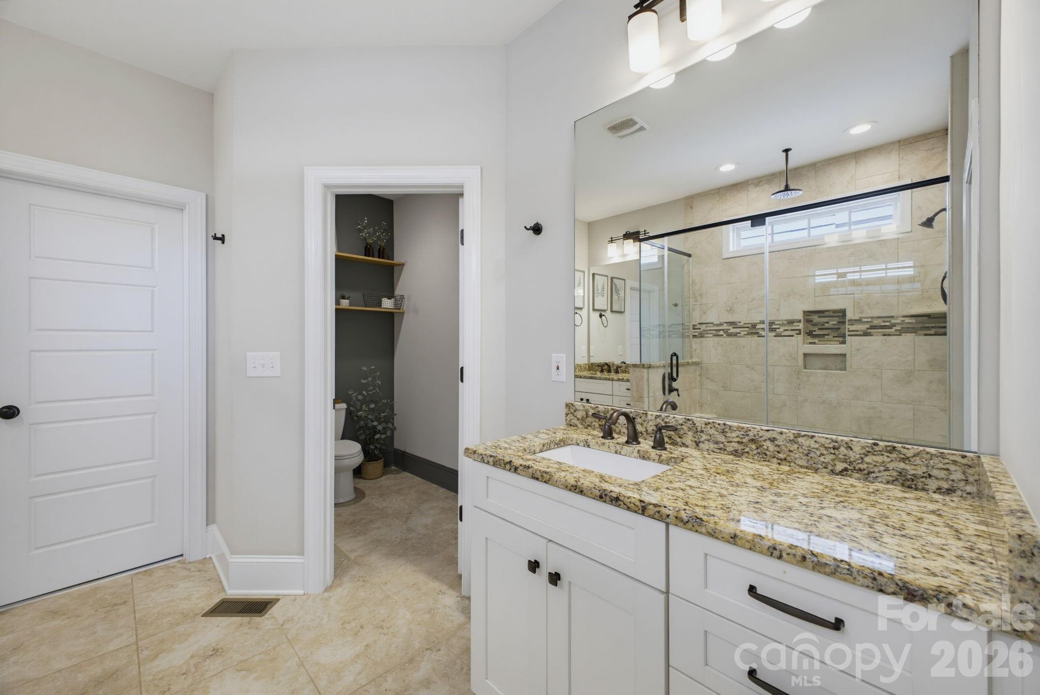 1210 39th Avenue Property Photo 14