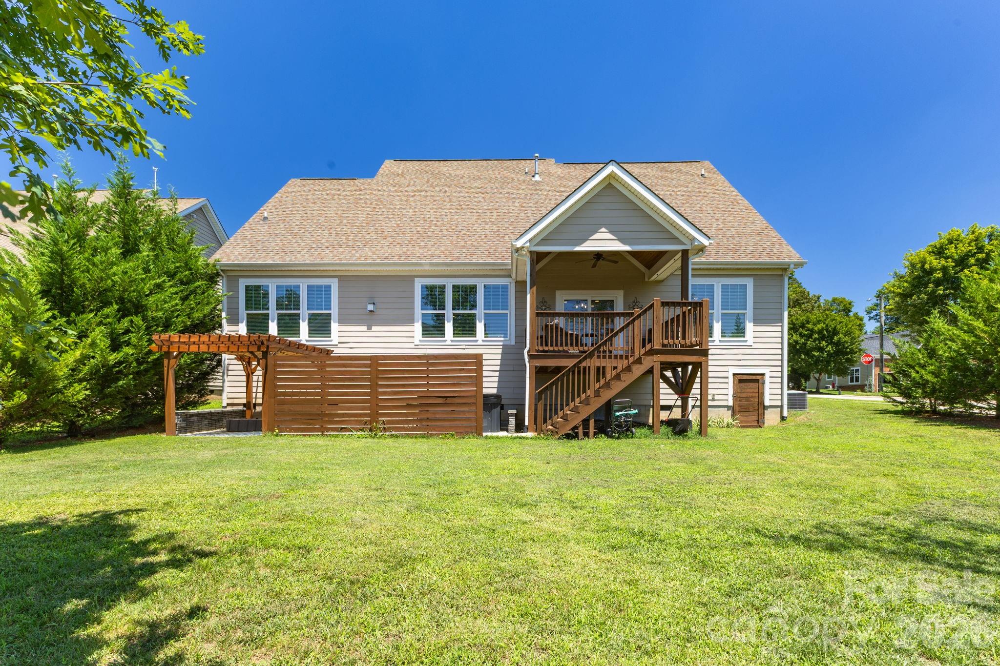 1210 39th Avenue Property Photo 42