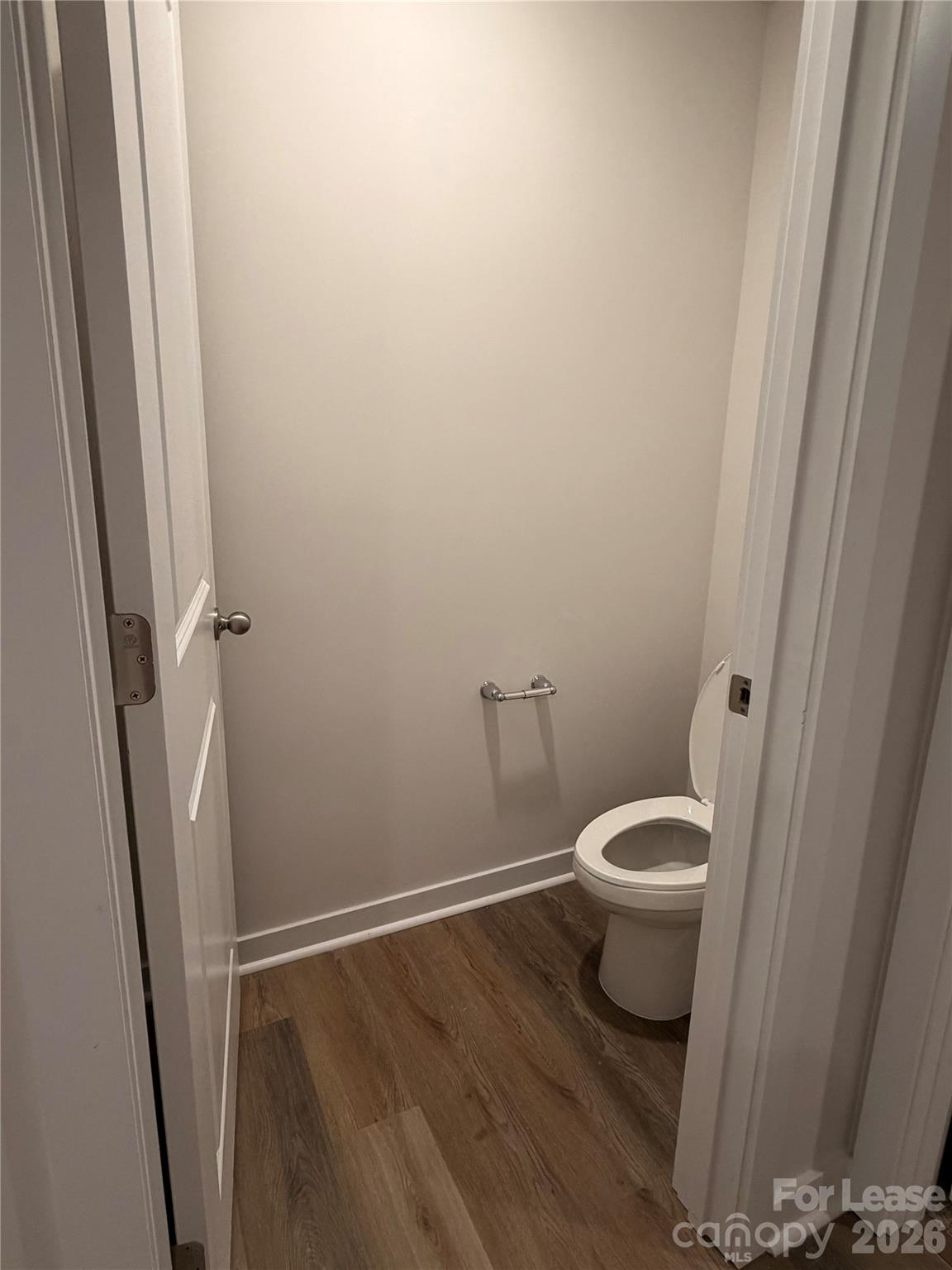 1423 Mammoth Road Property Photo 14