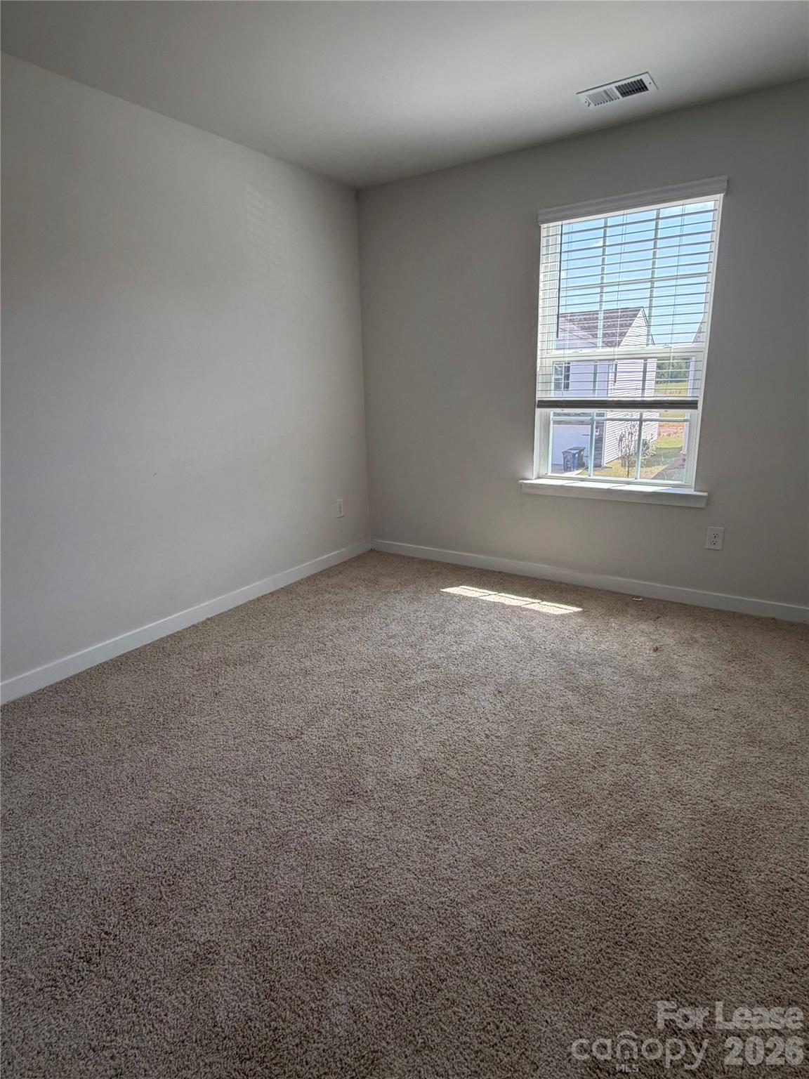 1423 Mammoth Road Property Photo 16