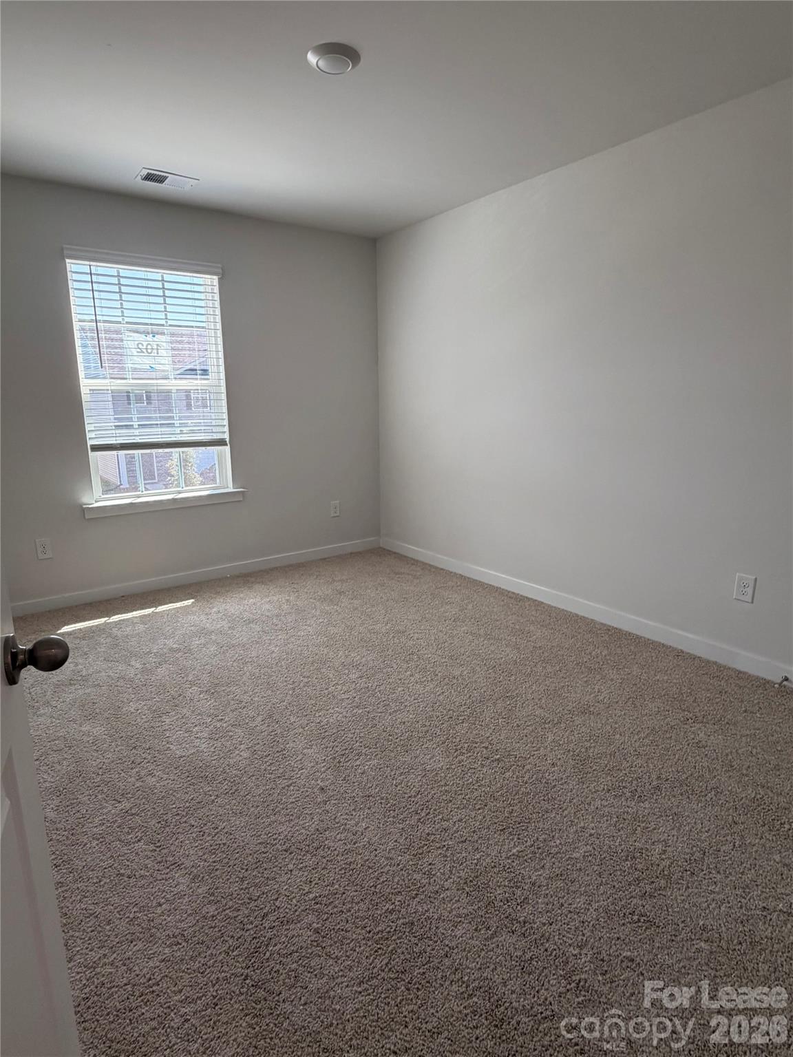 1423 Mammoth Road Property Photo 17